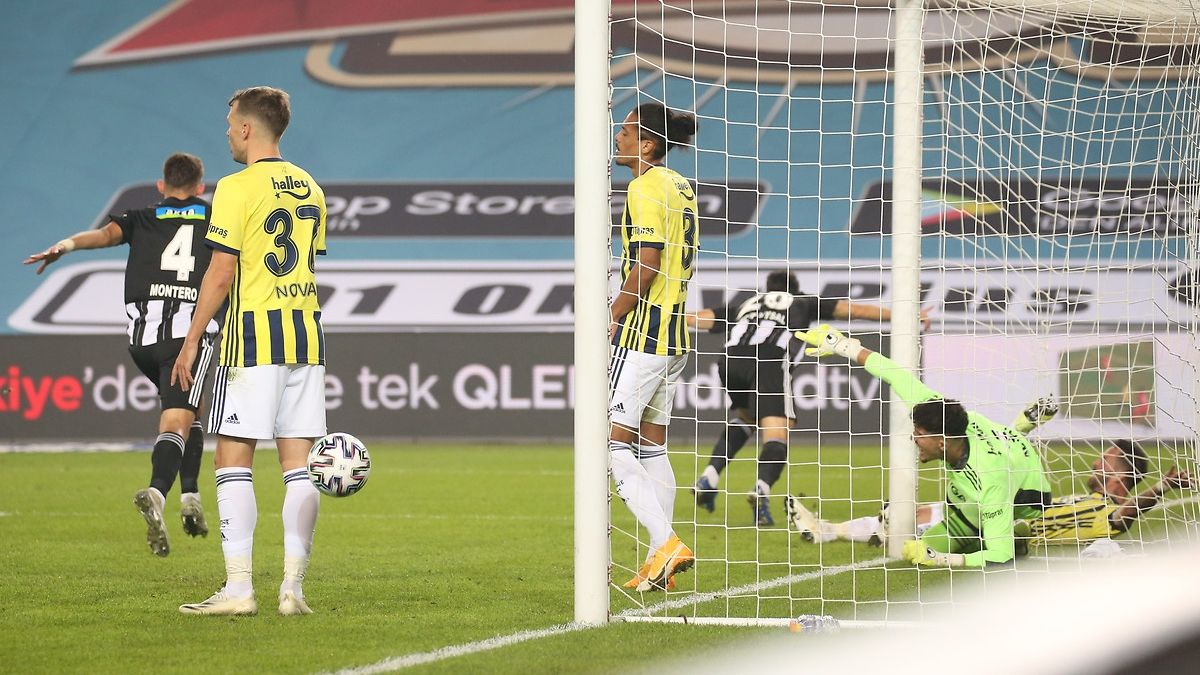 Fenerbahce Besiktas Necip goal