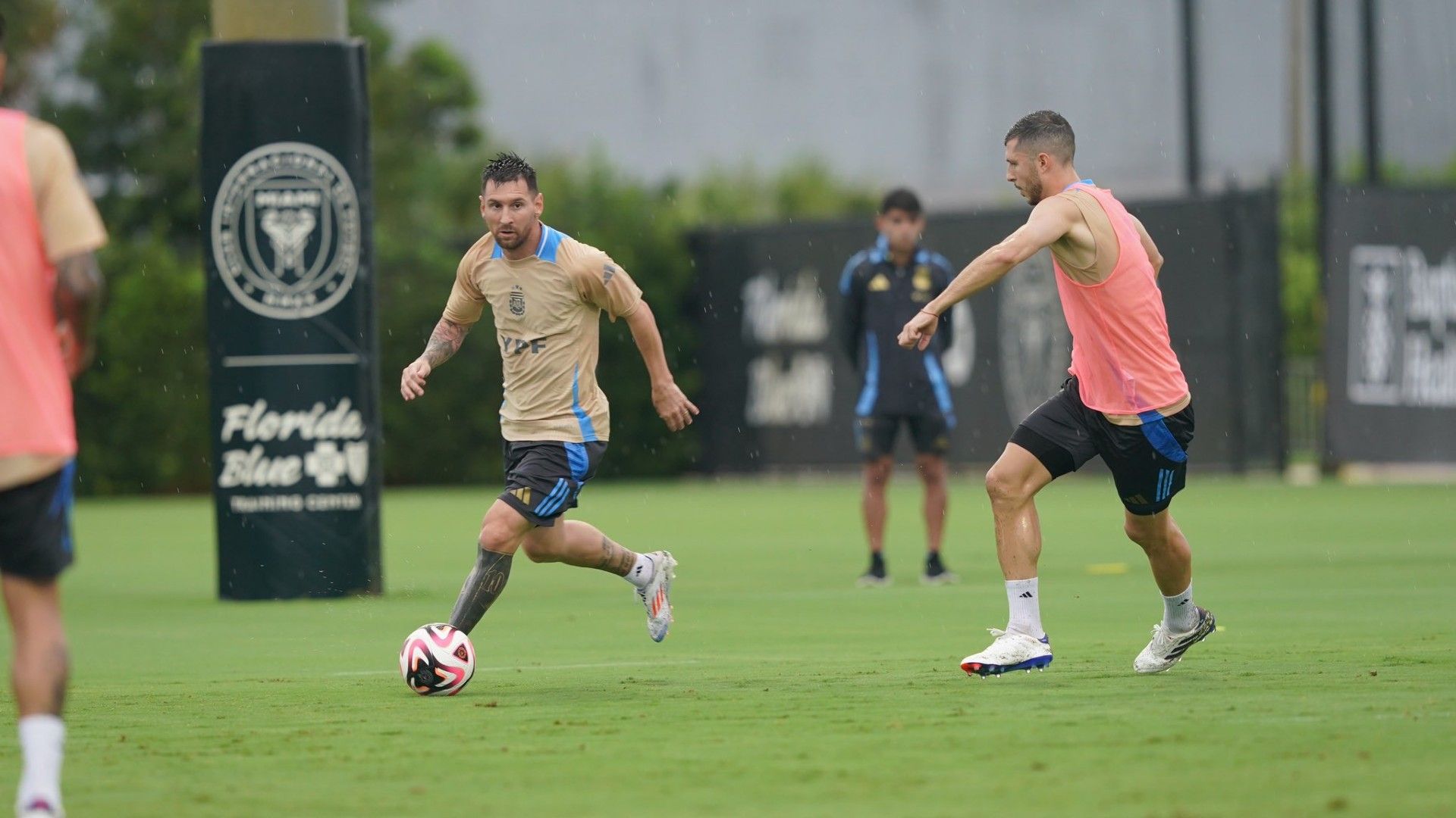 Lionel Messi Entrenamiento Argentina 12062024