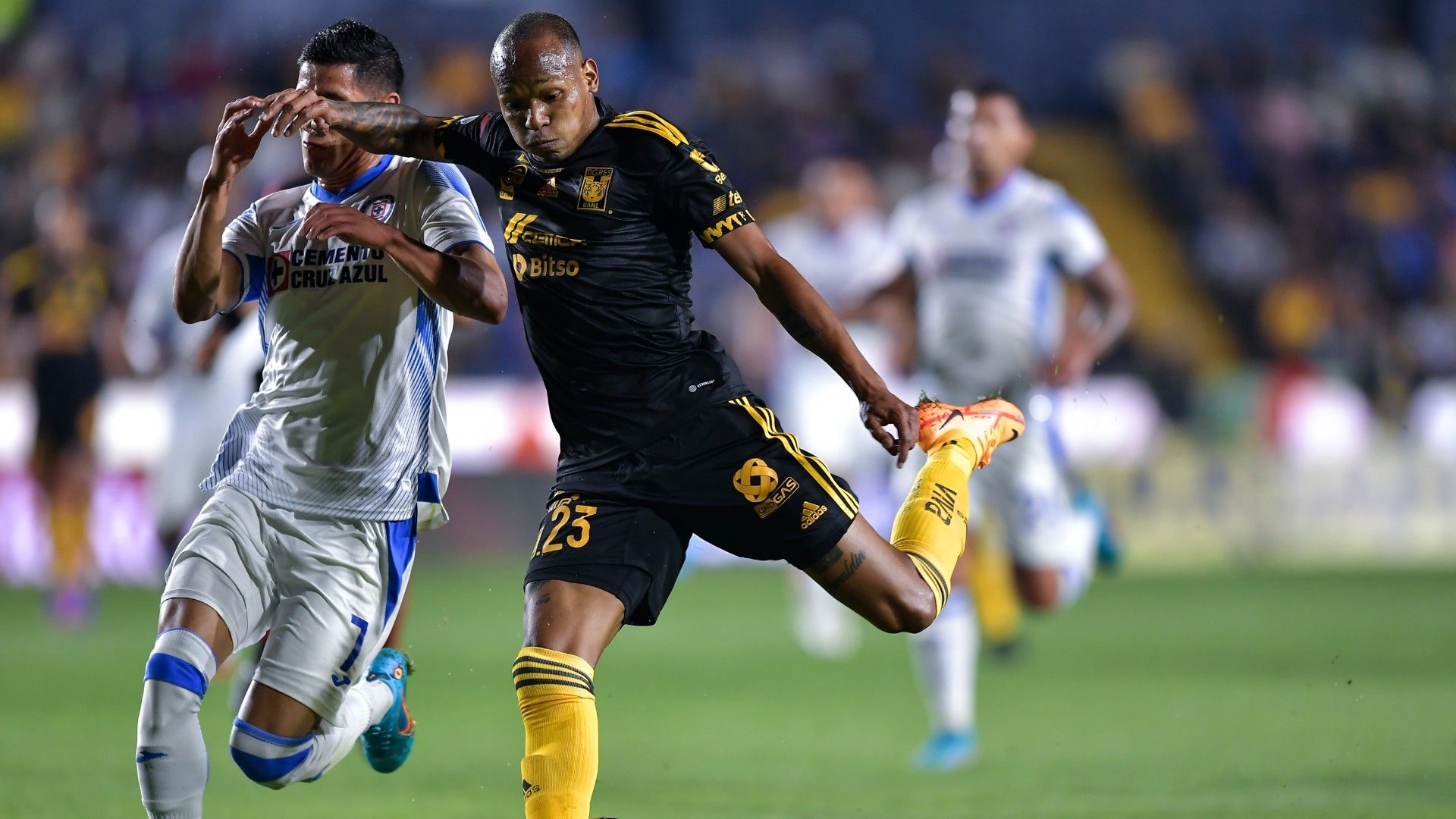 Luis Quiñones Uriel Antuna Tigres Cruz Azul Clausura 2022