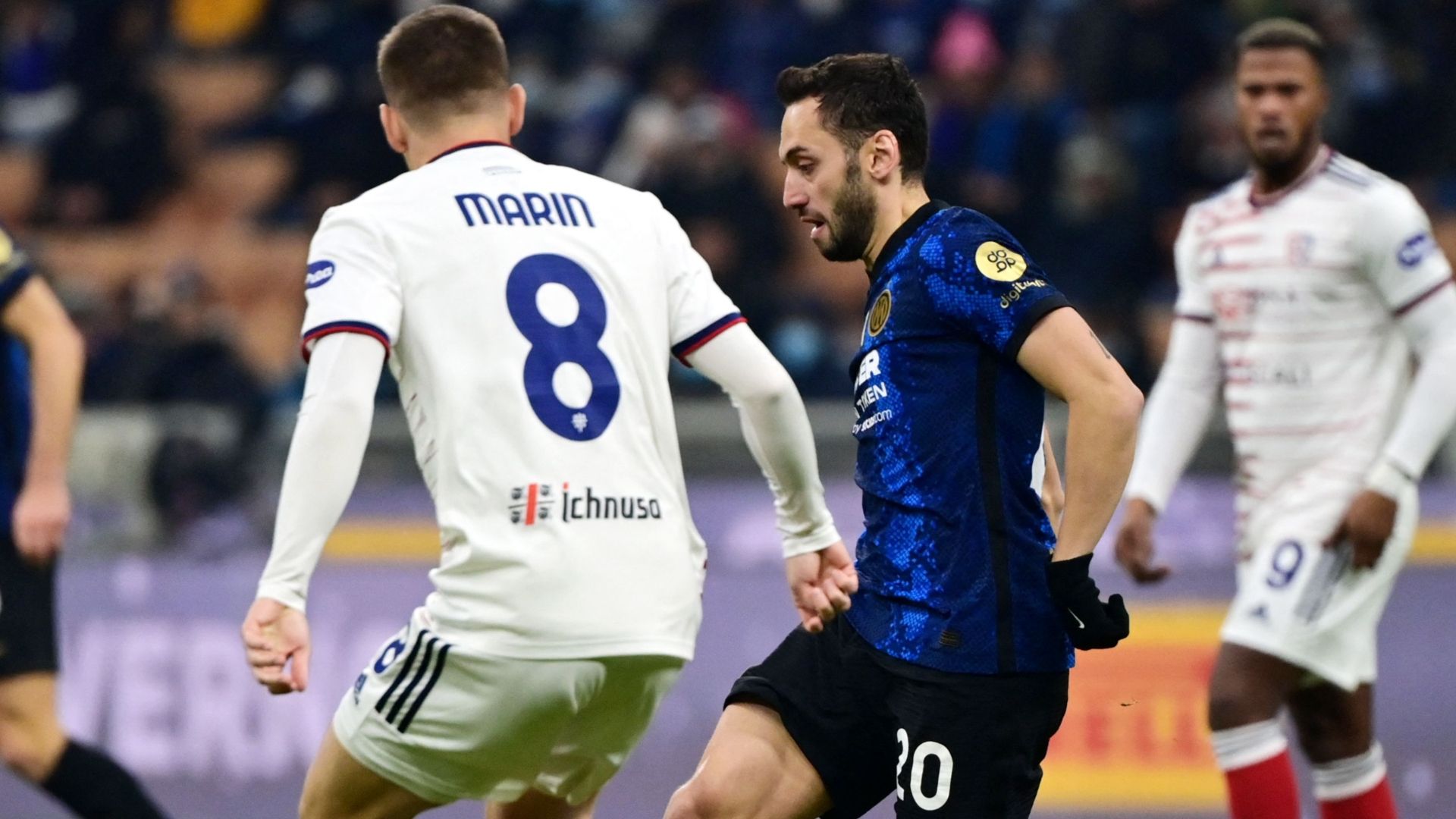 Marin Calhanoglu Inter Cagliari Serie A