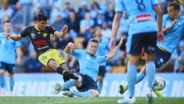 Ulises Davila Wellington Phoenix