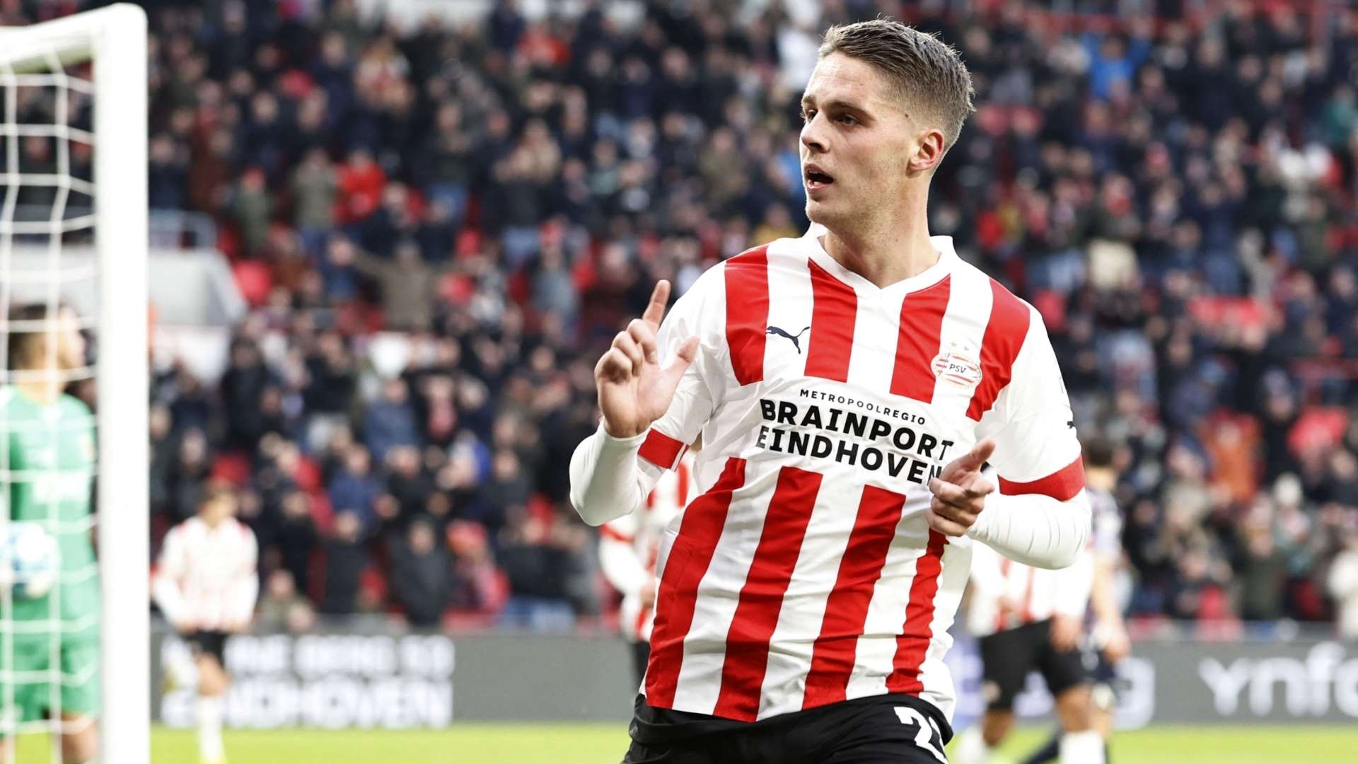 Joey Veerman PSV 01282023