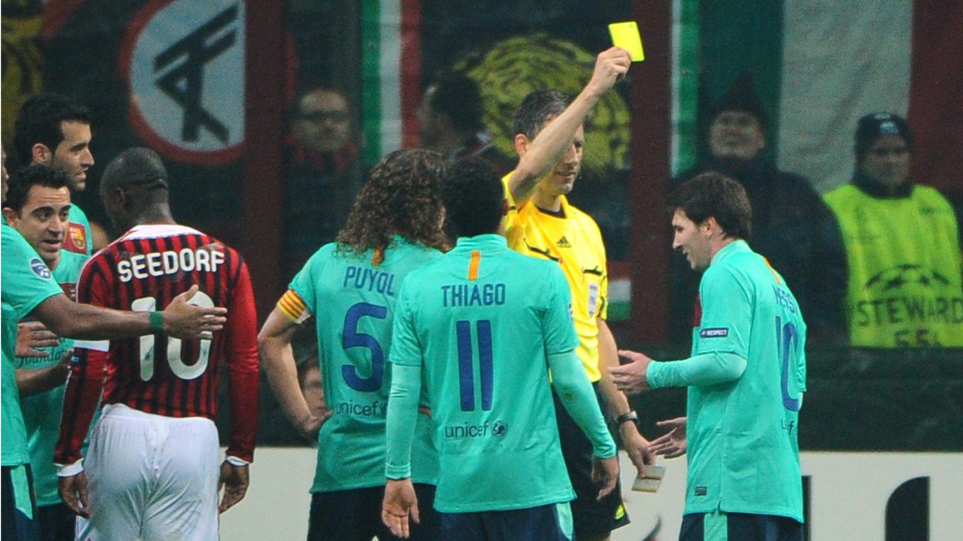 Lionel Messi Barcelona Milan yellow card penalty 2012