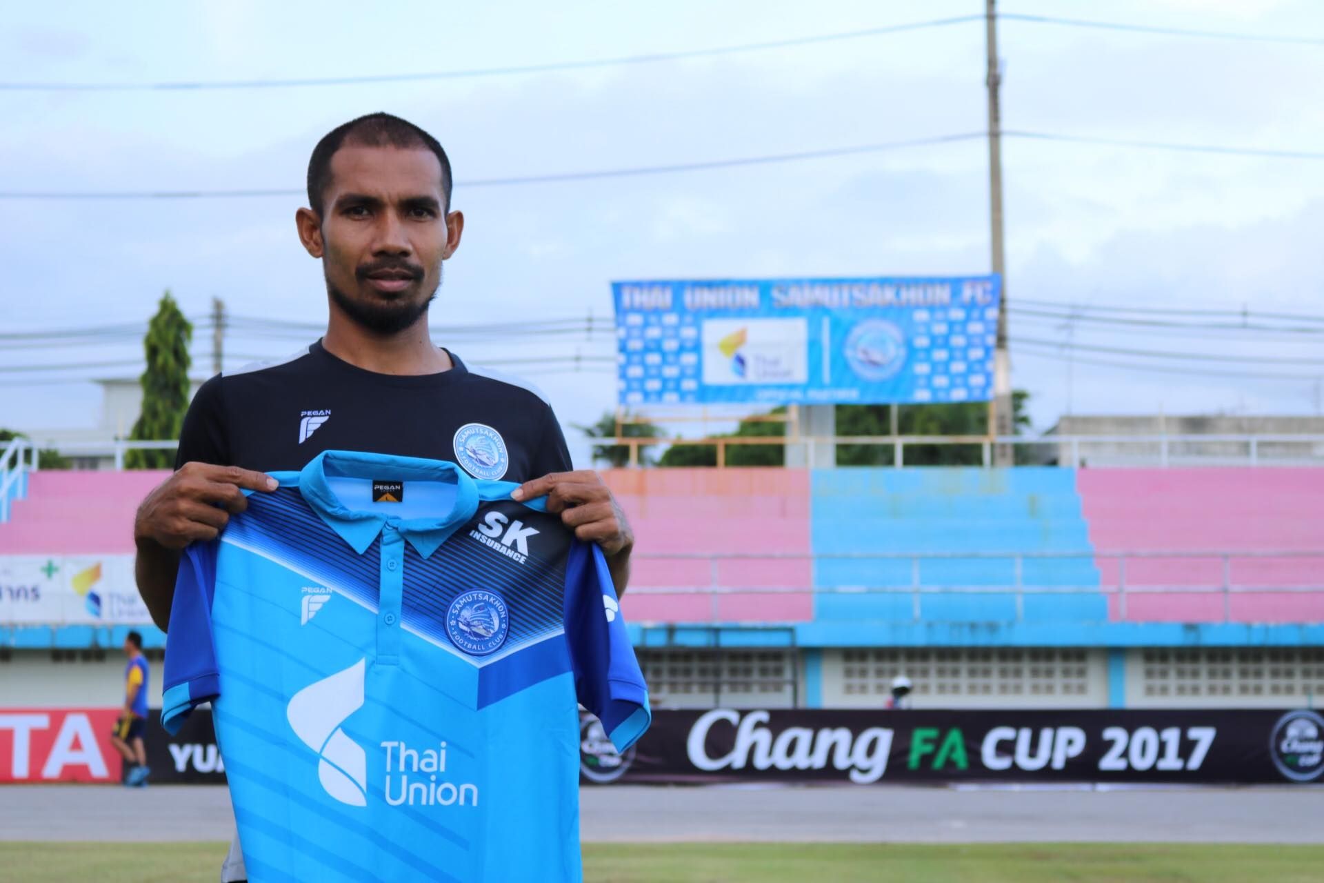 สมหมาย ไทยน้อย