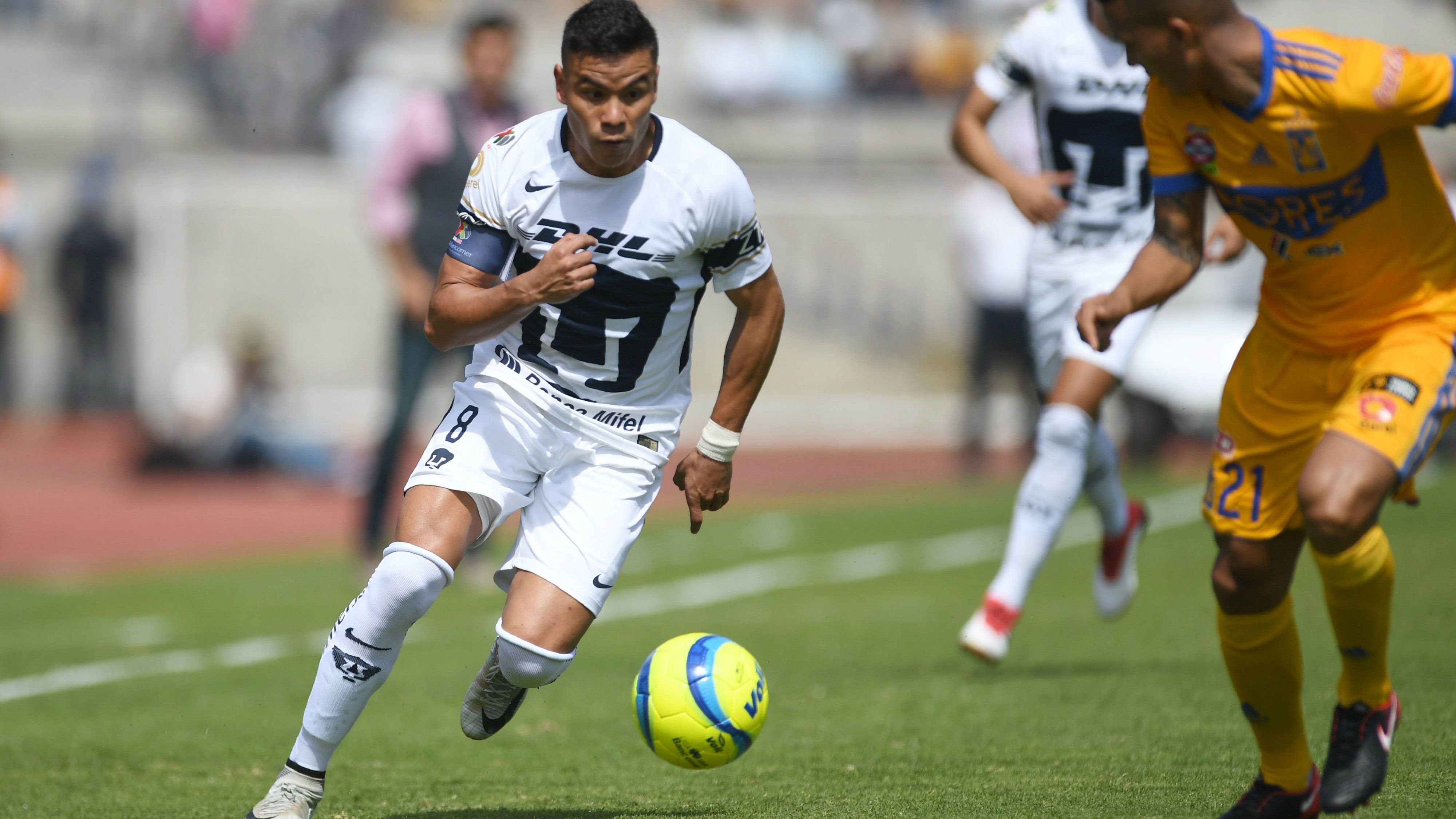 Pablo Barrera Pumas 050218