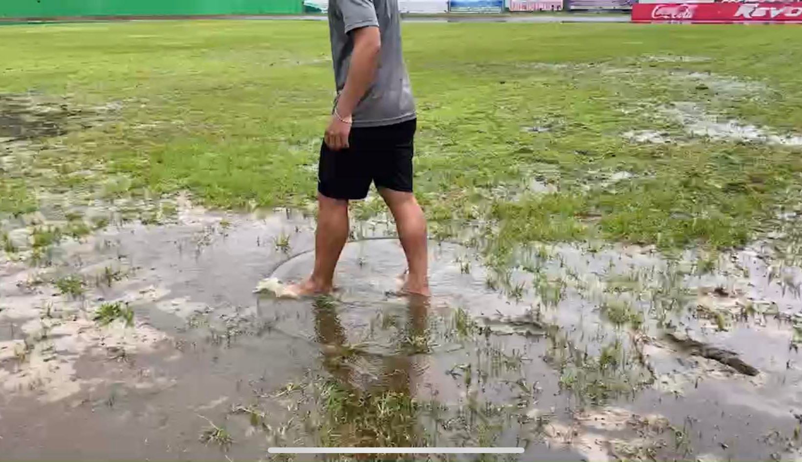 สนามกีฬากลางจังหวัดระนอง