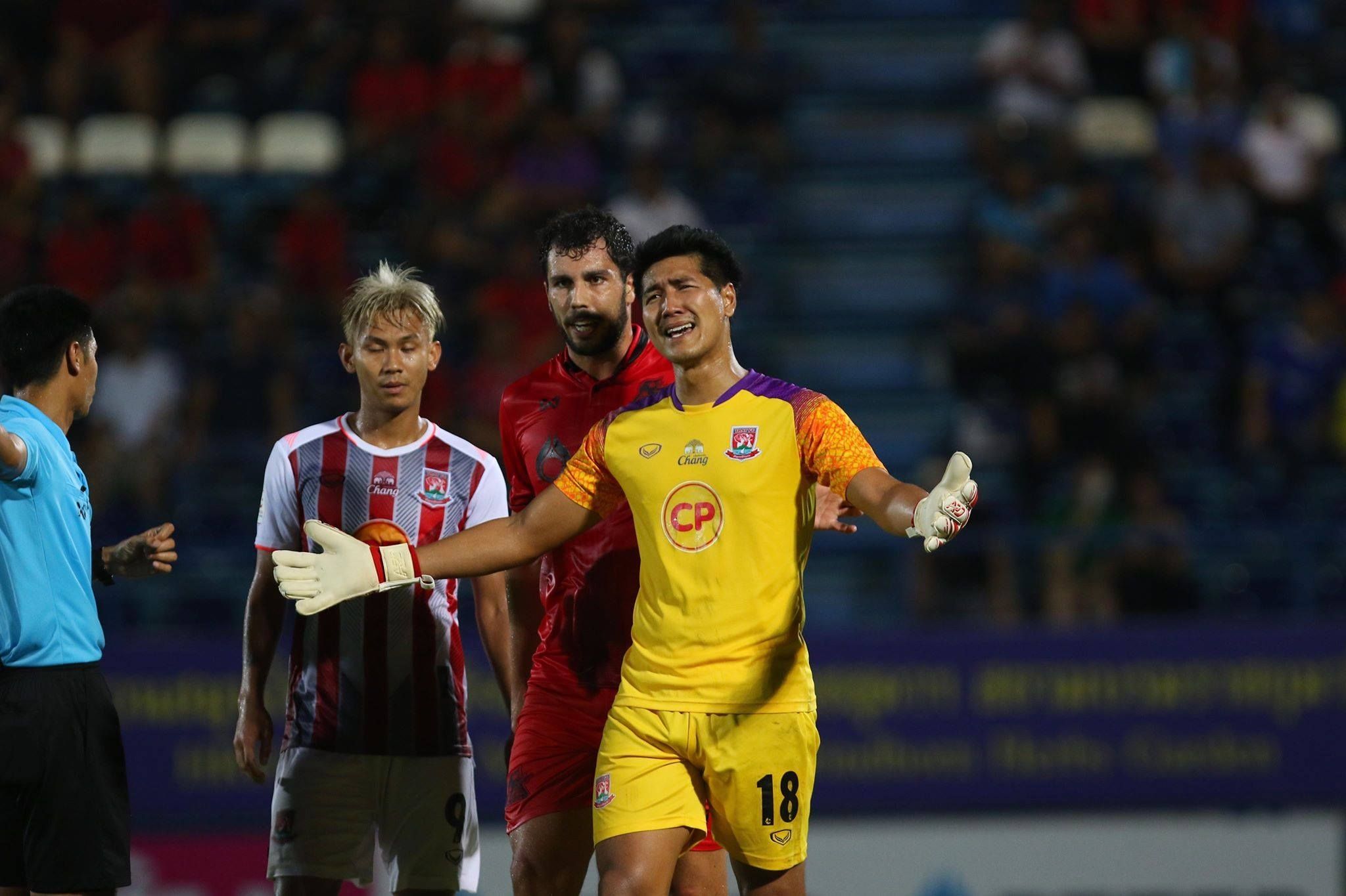 ทศพร ศรีเรือง