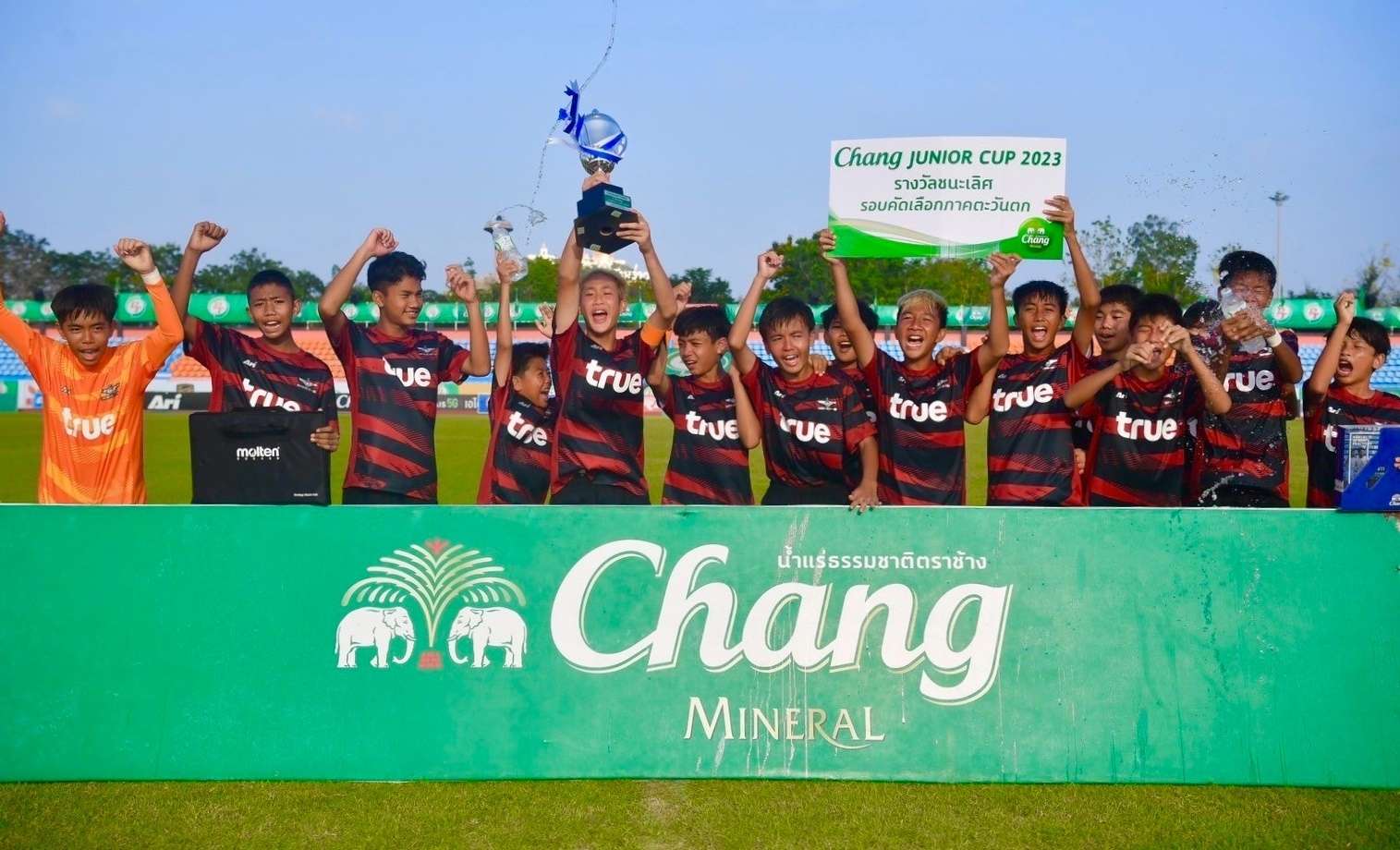 แข้งเทพ จูเนียร์