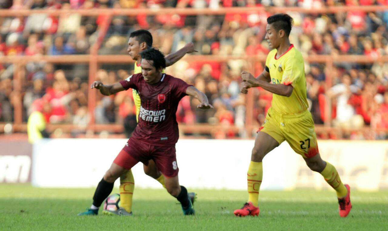 Syamsul Chaeruddin - PSM Makassar & Indra Kahfi - Bhayangkara FC