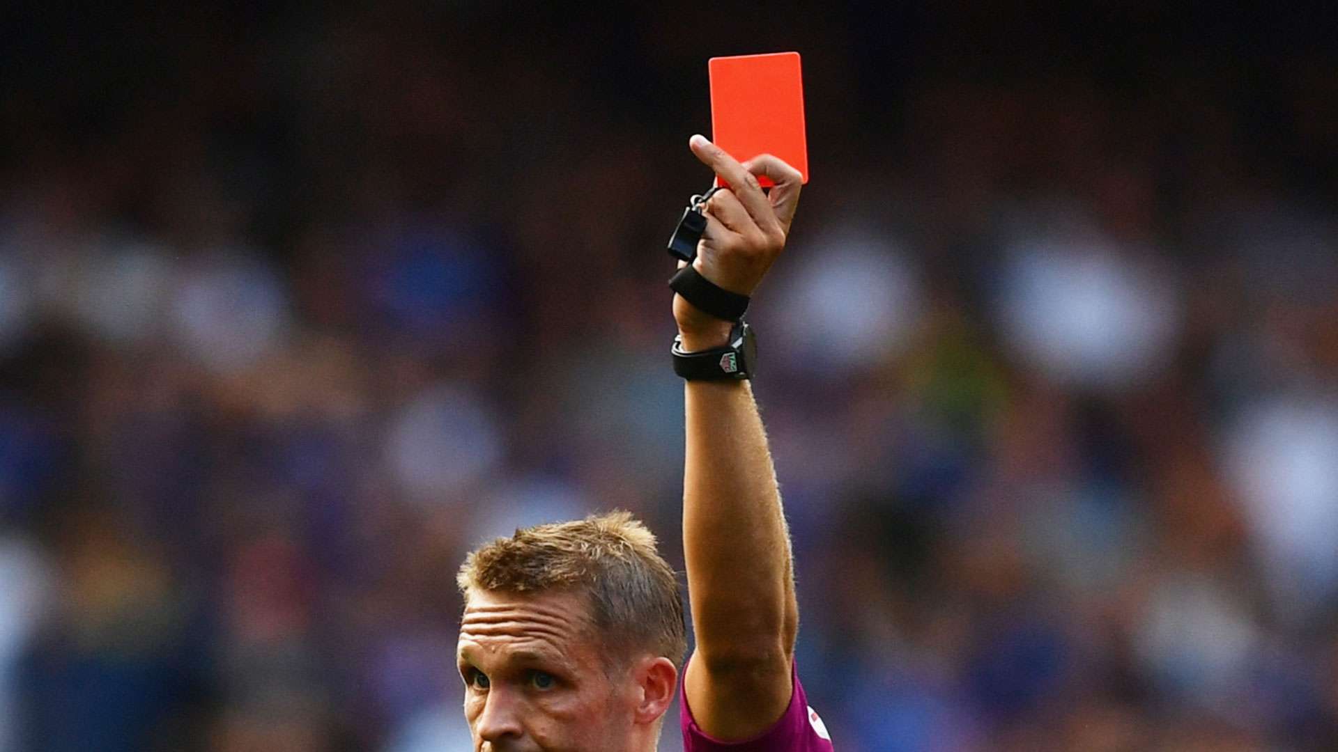 2018_8_1_redcard