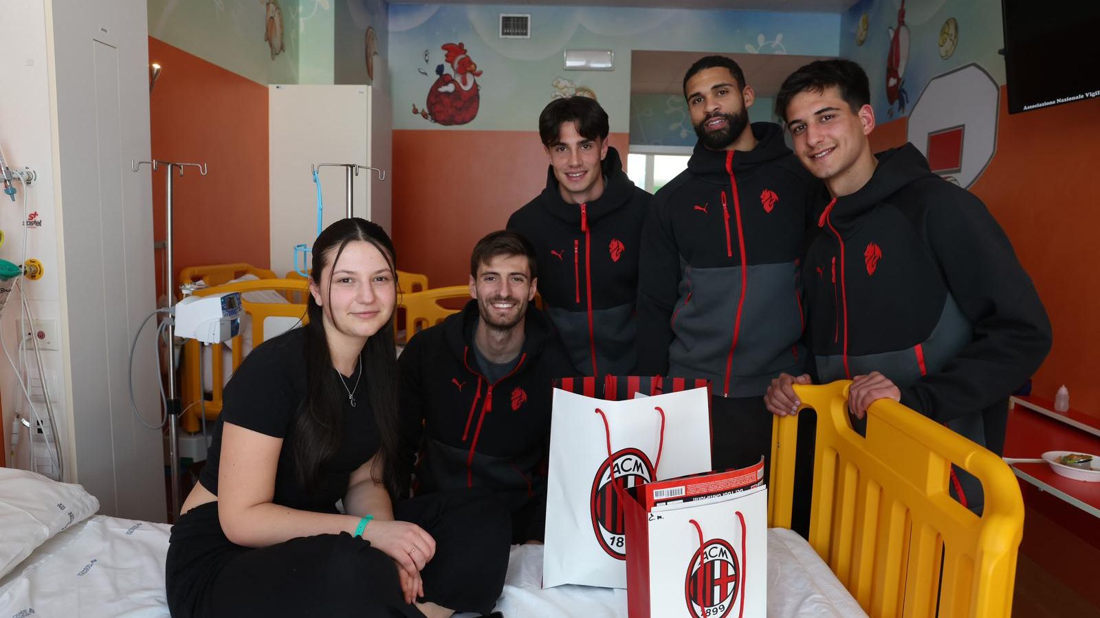 Loftus Cheek e Gabbia Milan ospedale