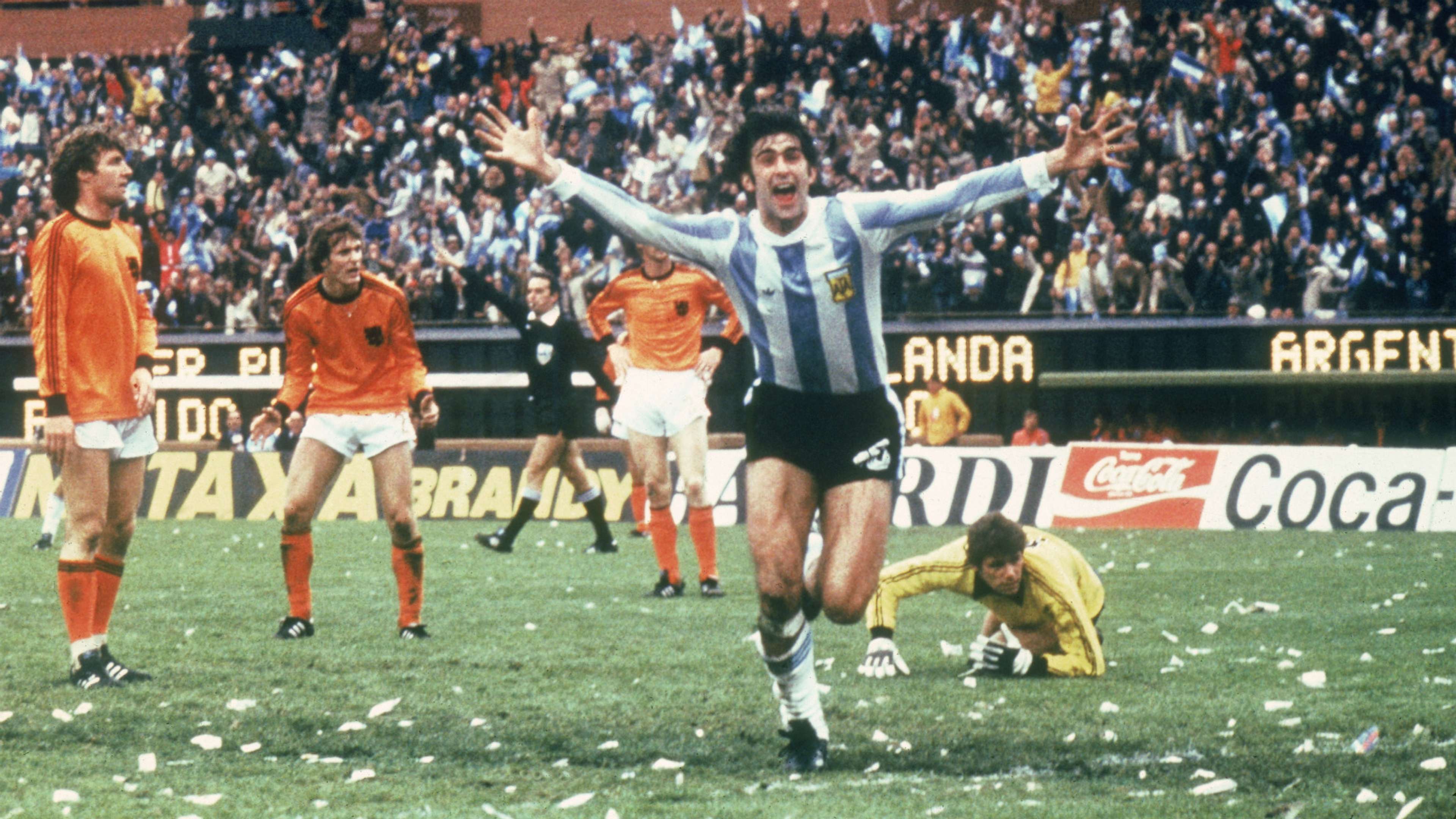 Mario Kempes Argentina Netherlands World Cup 1978 Final Match