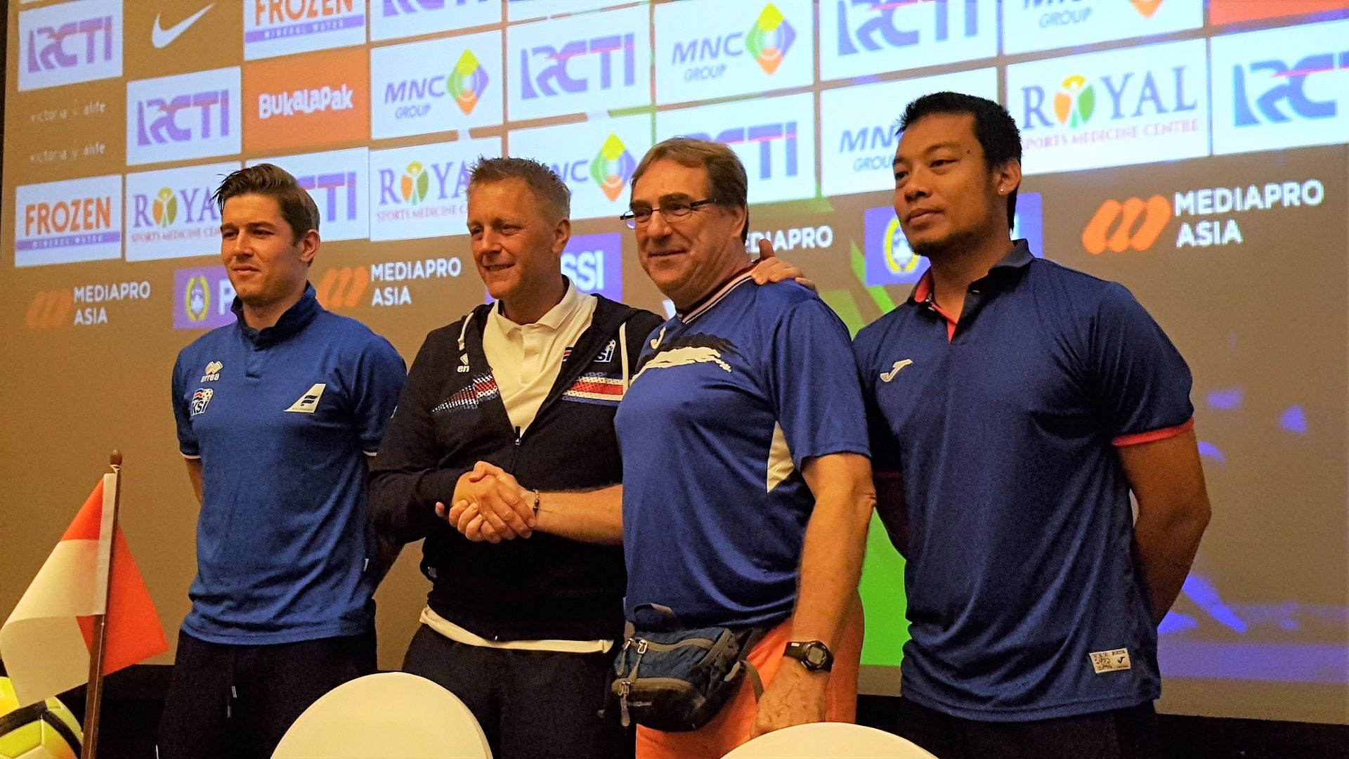 Islandia vs Indonesia Selection Konferensi Pers 10012018 - Heimir Hallgrimsson, Robert Rene Alberts