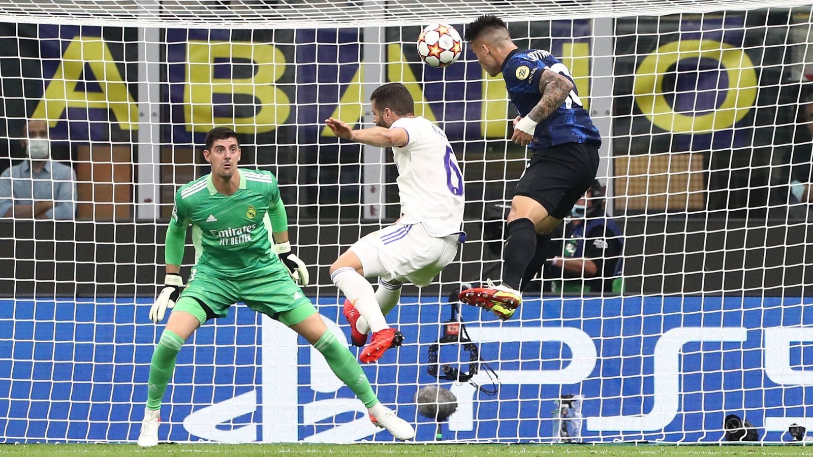 Courtois, Inter de Milán vs. Real Madrid
