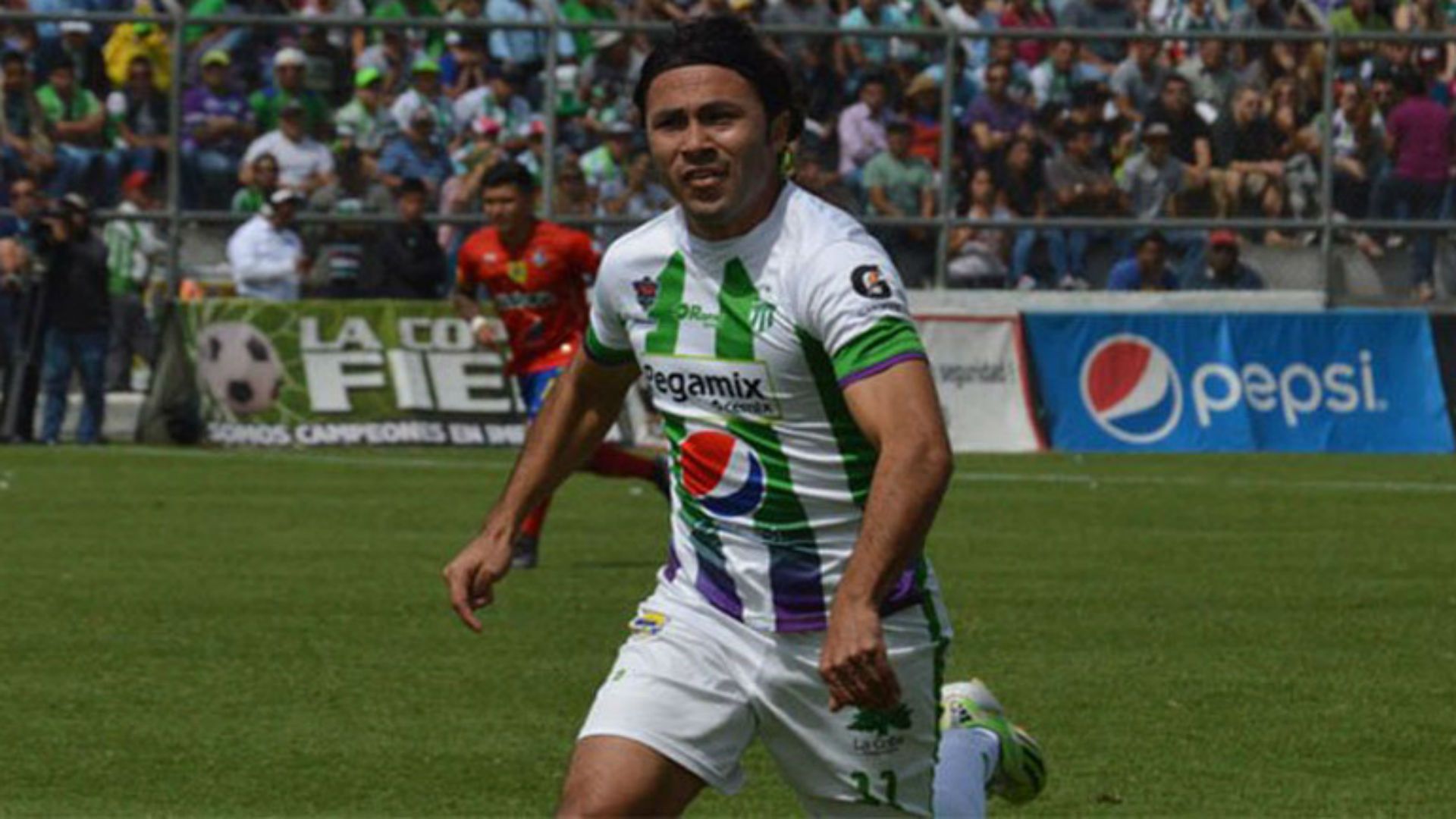 agustín herrera antigua goal guatemala