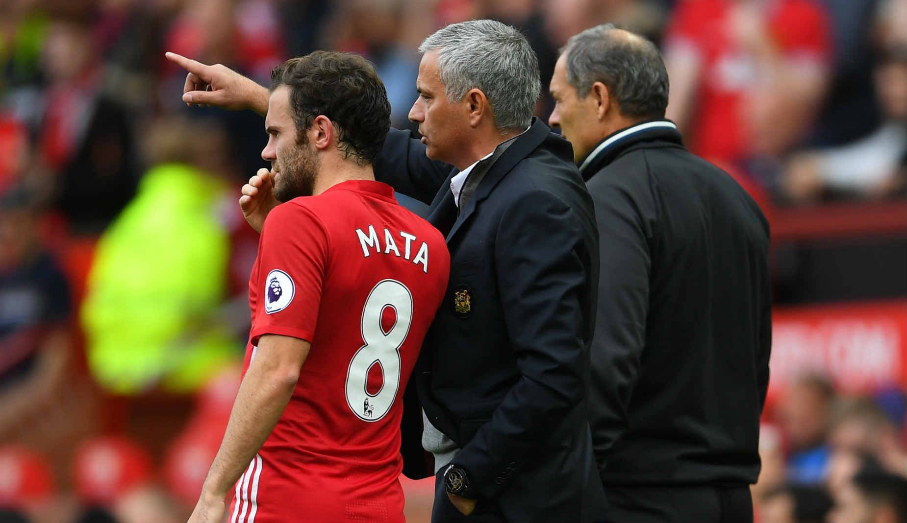 2016-10-01-manchester-mata-mourinho