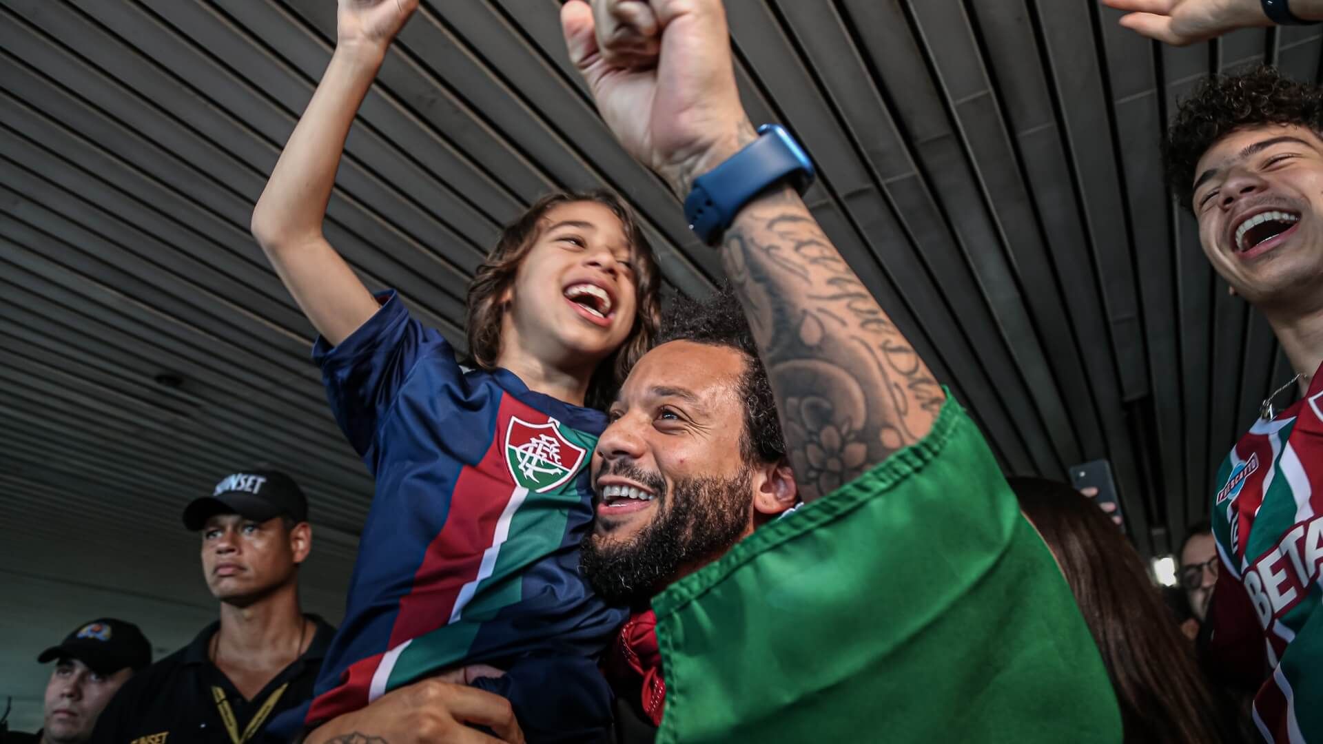 Marcelo Fluminense aeroporto 09 03 2023