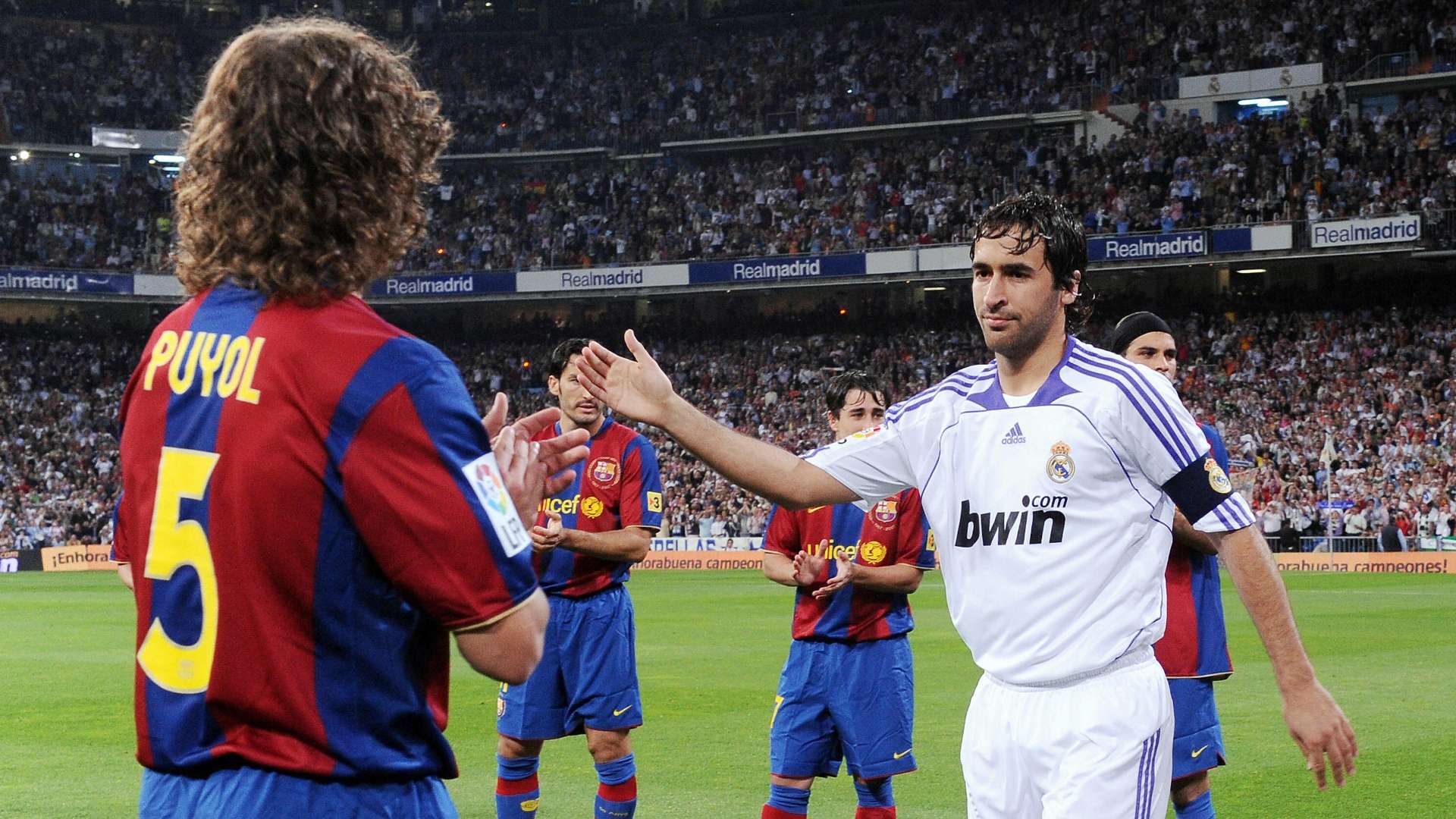 Carles Puyol Raul Barcelona Real Madrid