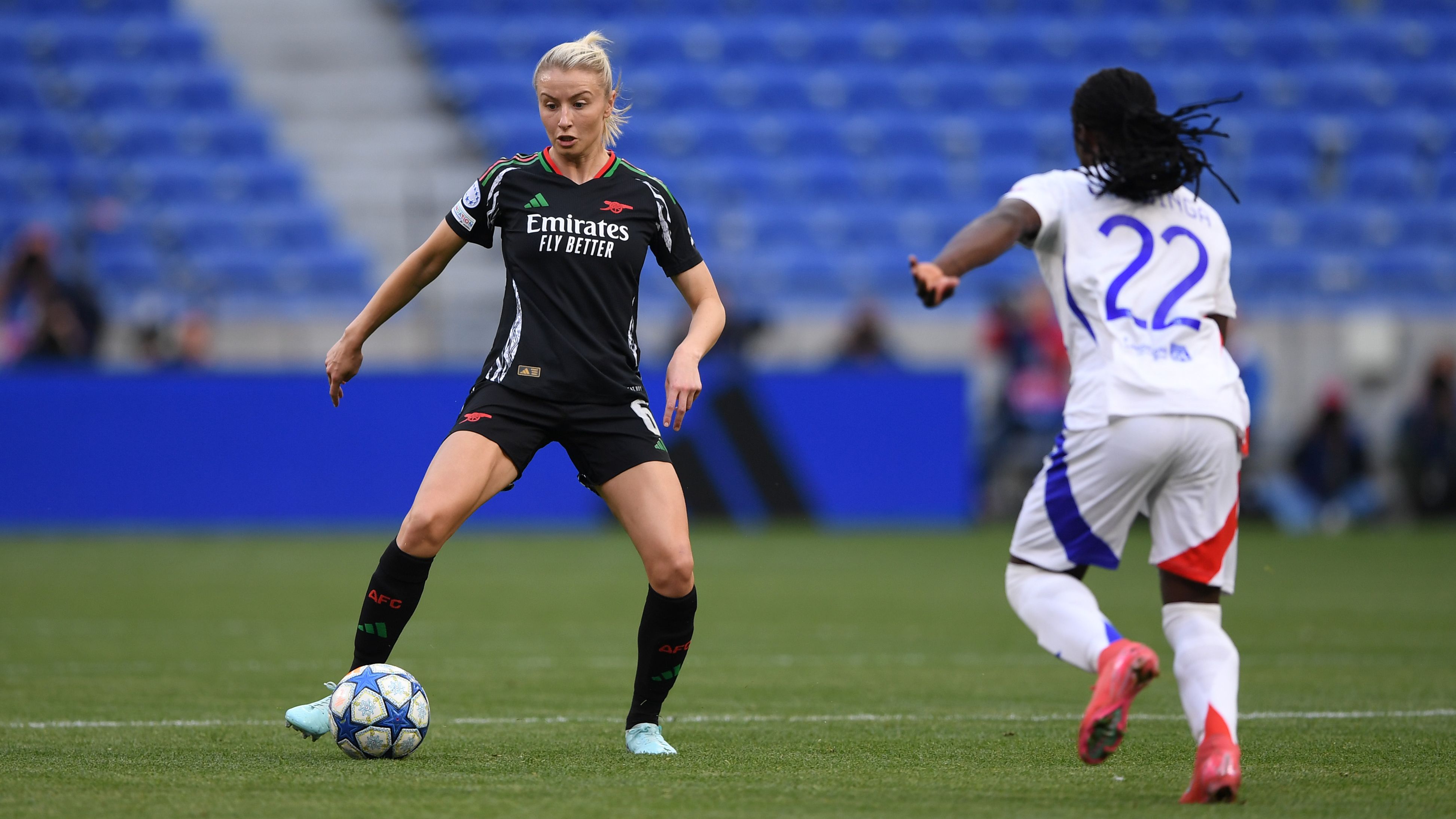 Leah Williamson Arsenal 2024-25