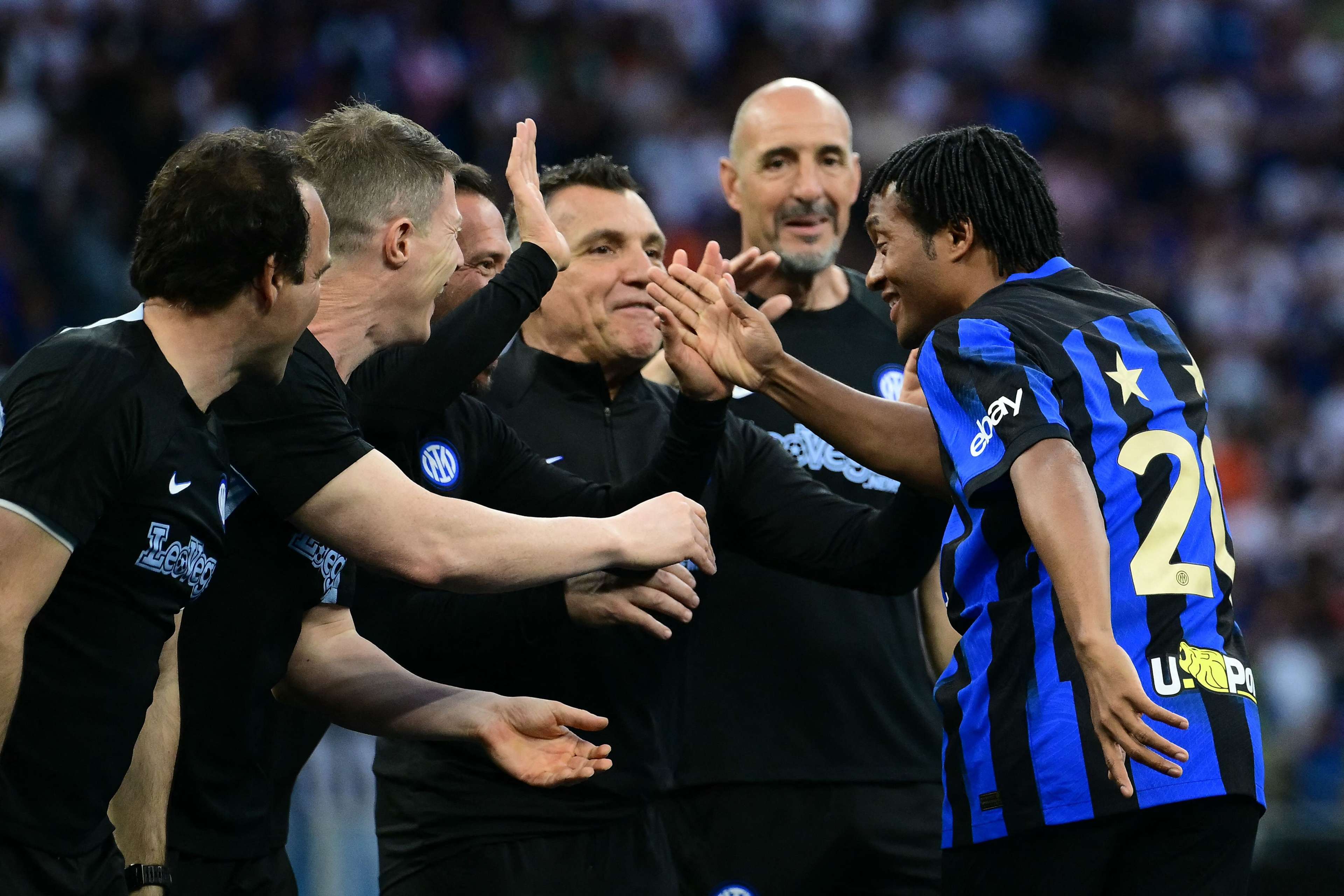 Cuadrado festa Scudetto Inter