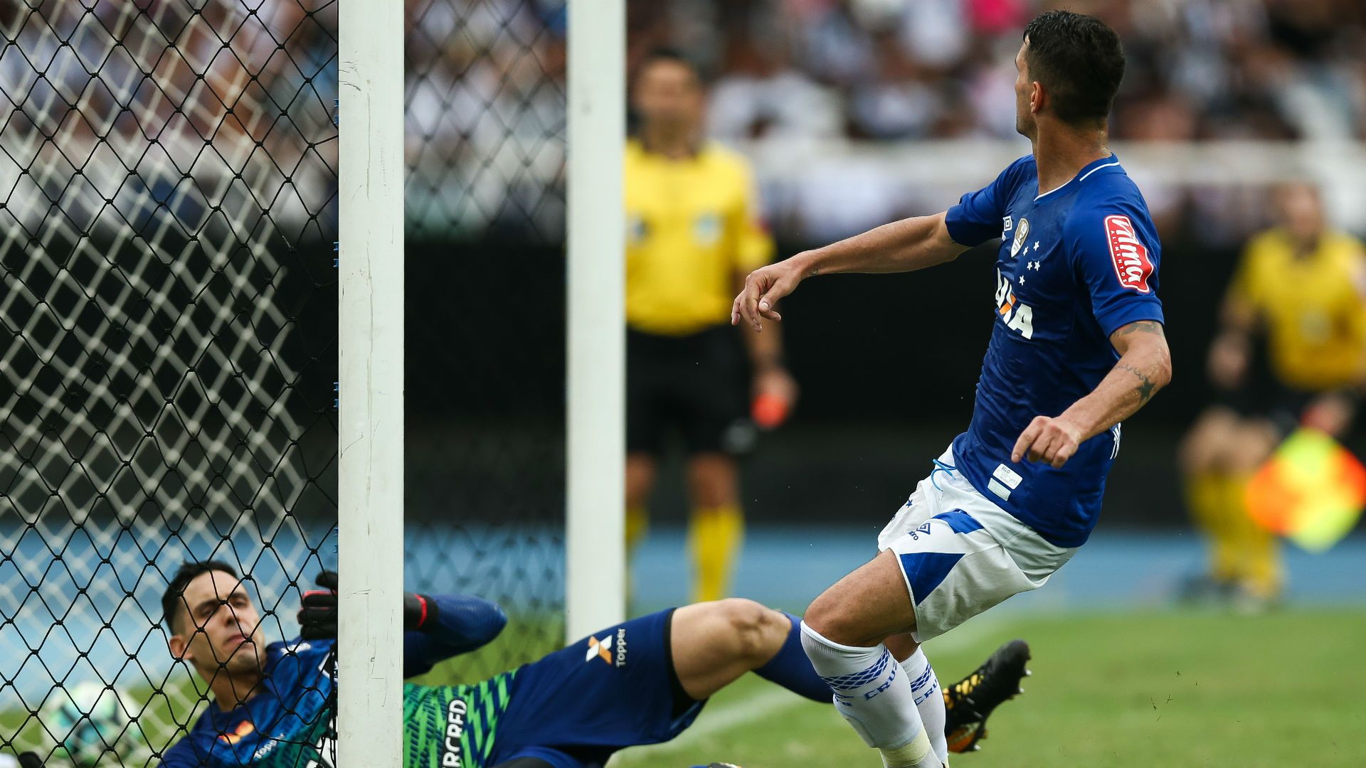 Gatito Thiago Neves Botafogo Cruzeiro Brasileirão 2017 04 12 2017