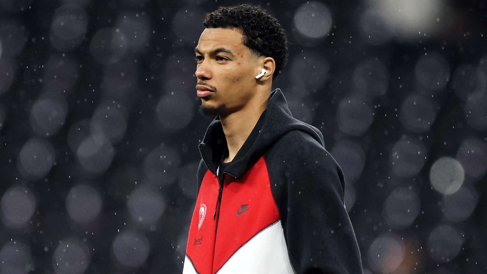 06 'Trying to buy the league again!' - Liverpool's £79m Hugo Ekitike deal leaves rival fans FUMING as Reds' summer spending spree closes in on £300m mark