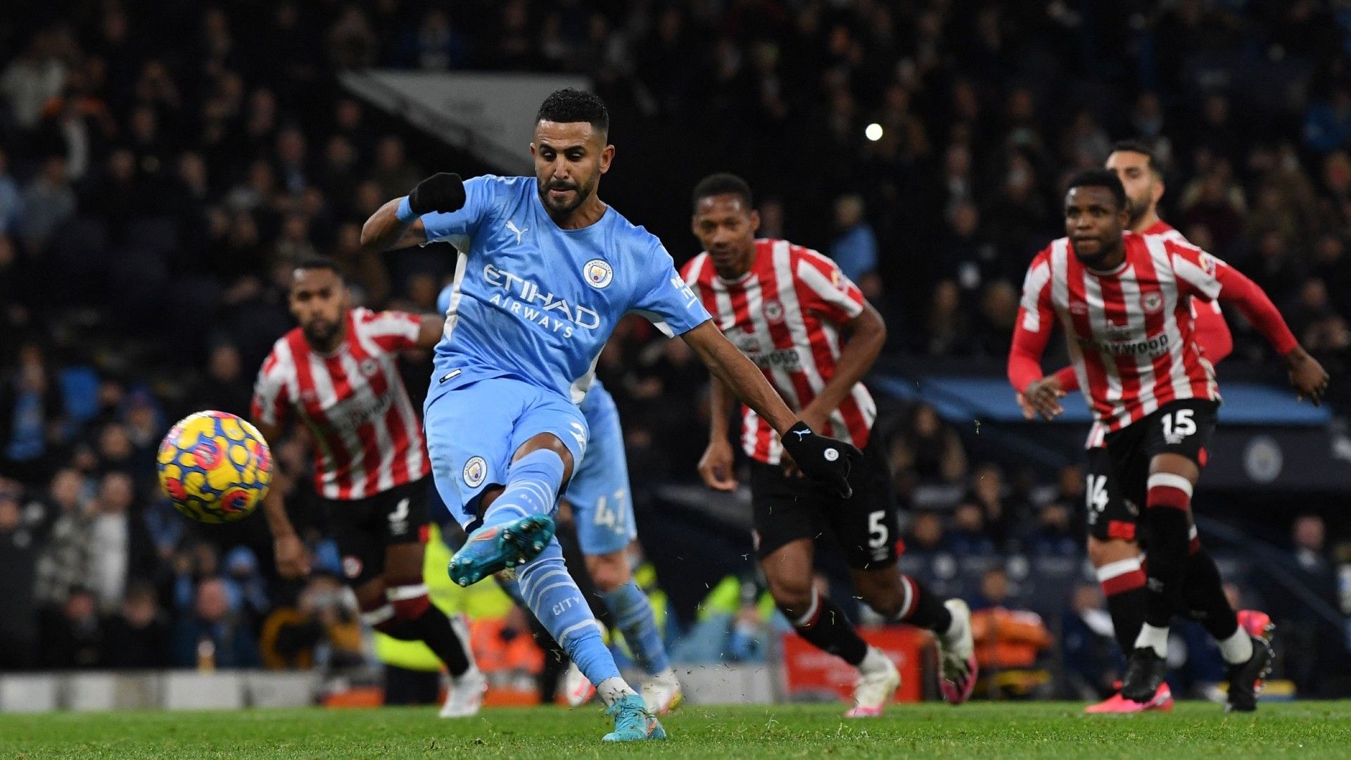 Riyad Mahrez Man City Brentford 2022