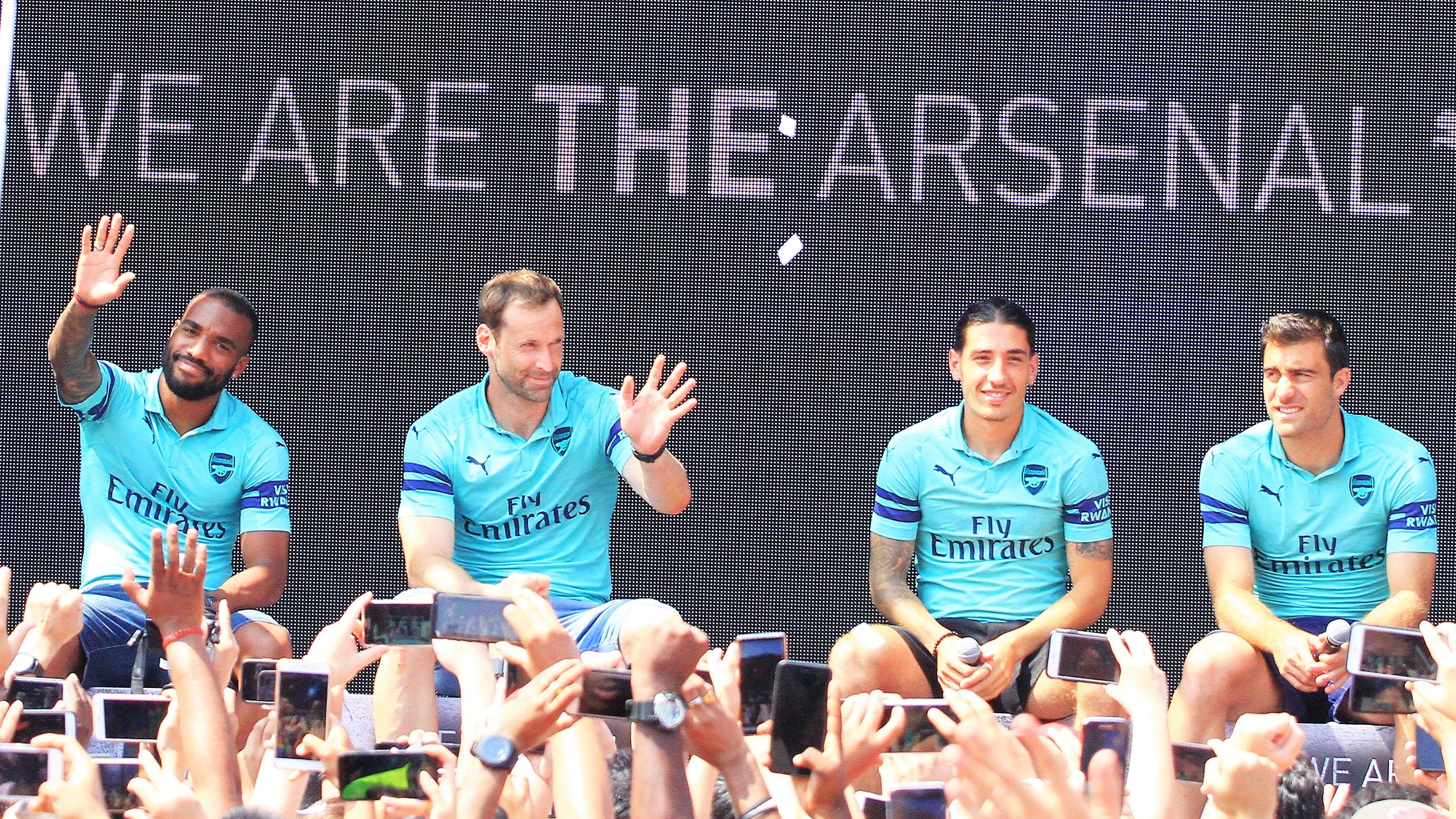 Launching Jersey Ketiga Arsenal
