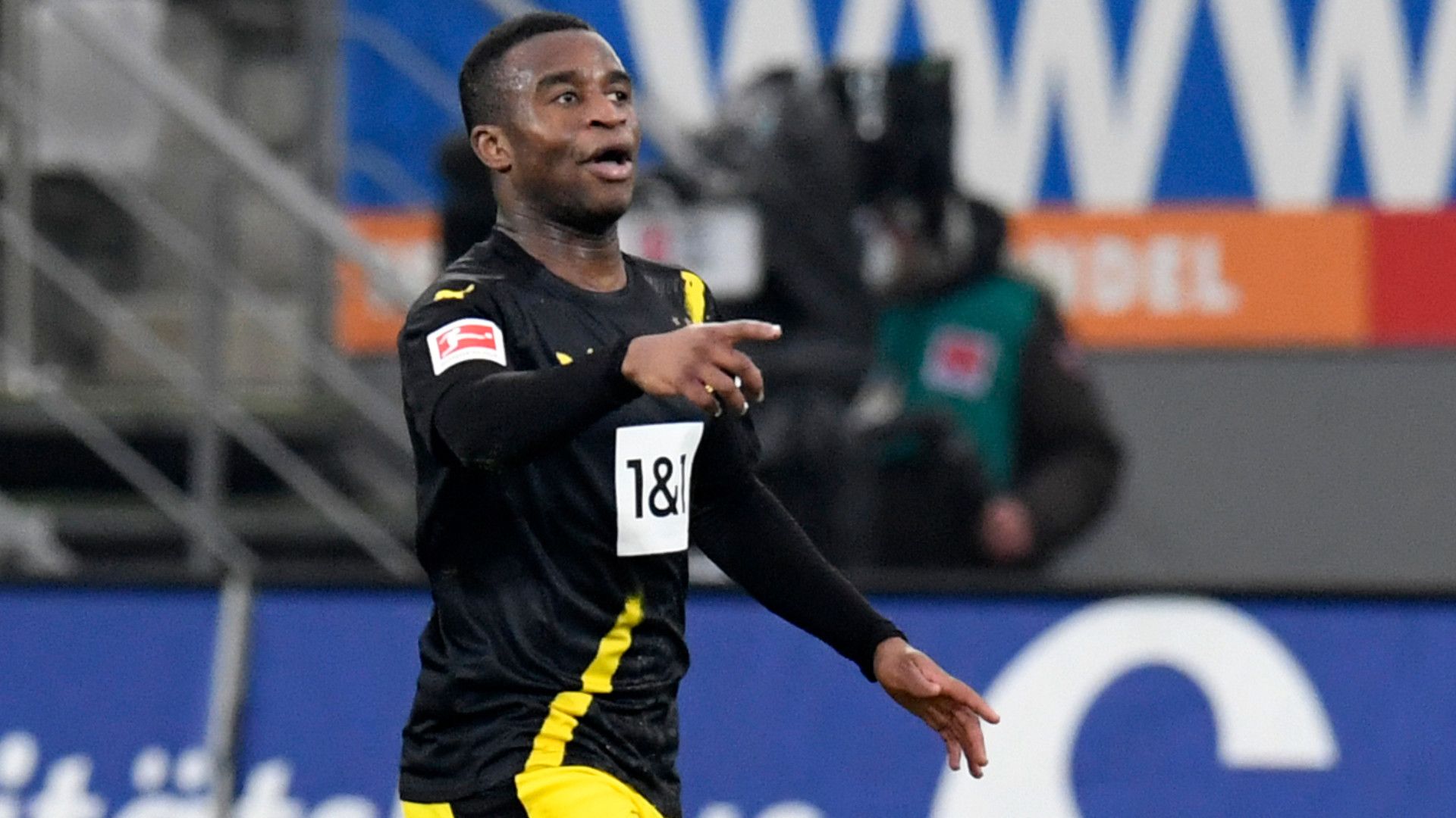 YOUSSOUFA MOUKOKO BORUSSIA DORTMUND BUNDESLIGA 06022021