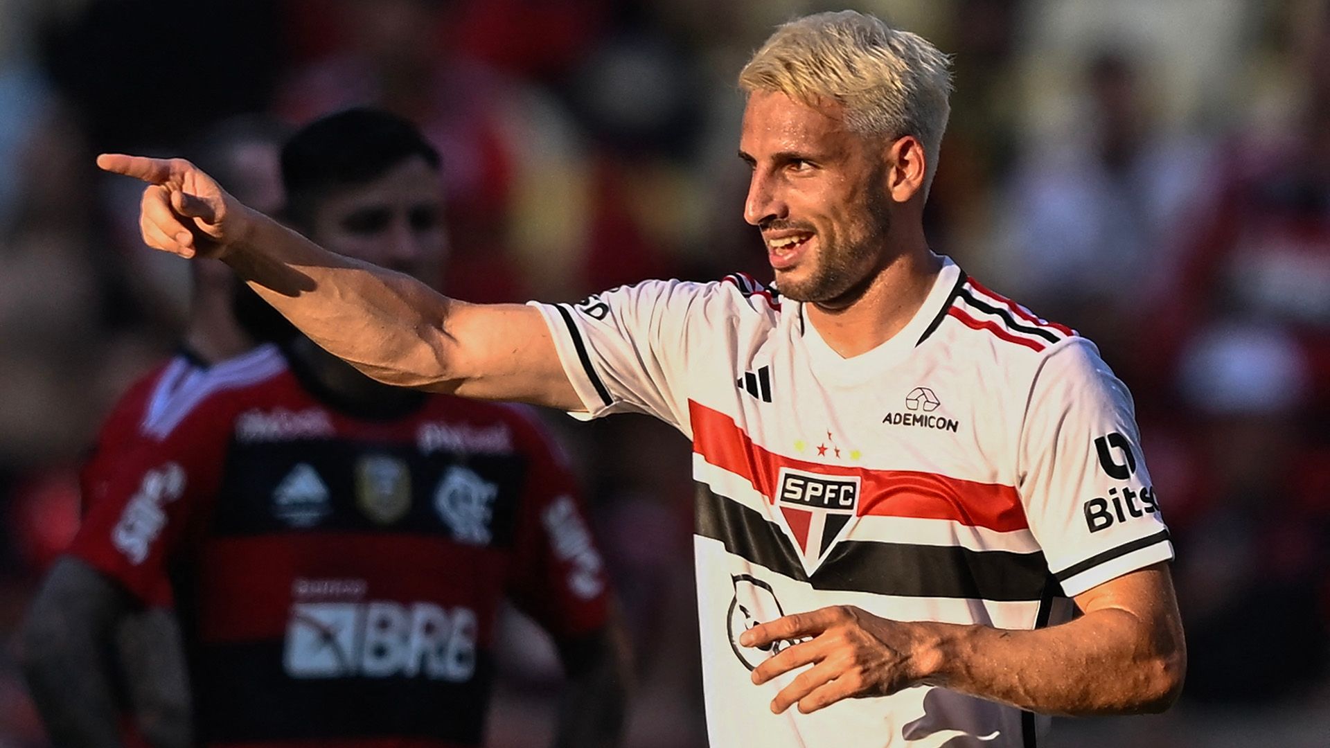 Jonathan Calleri, Flamengo x São Paulo