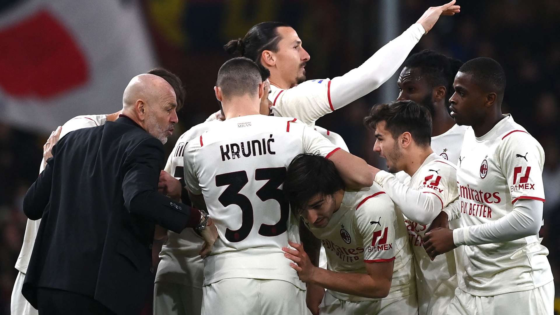 Ibrahimovic Milan celebrating Genoa Serie A