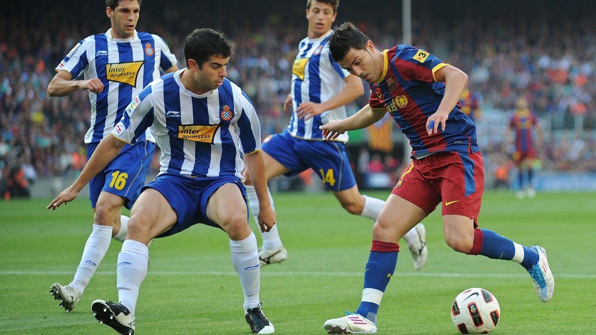 Jordi Amat David Villa