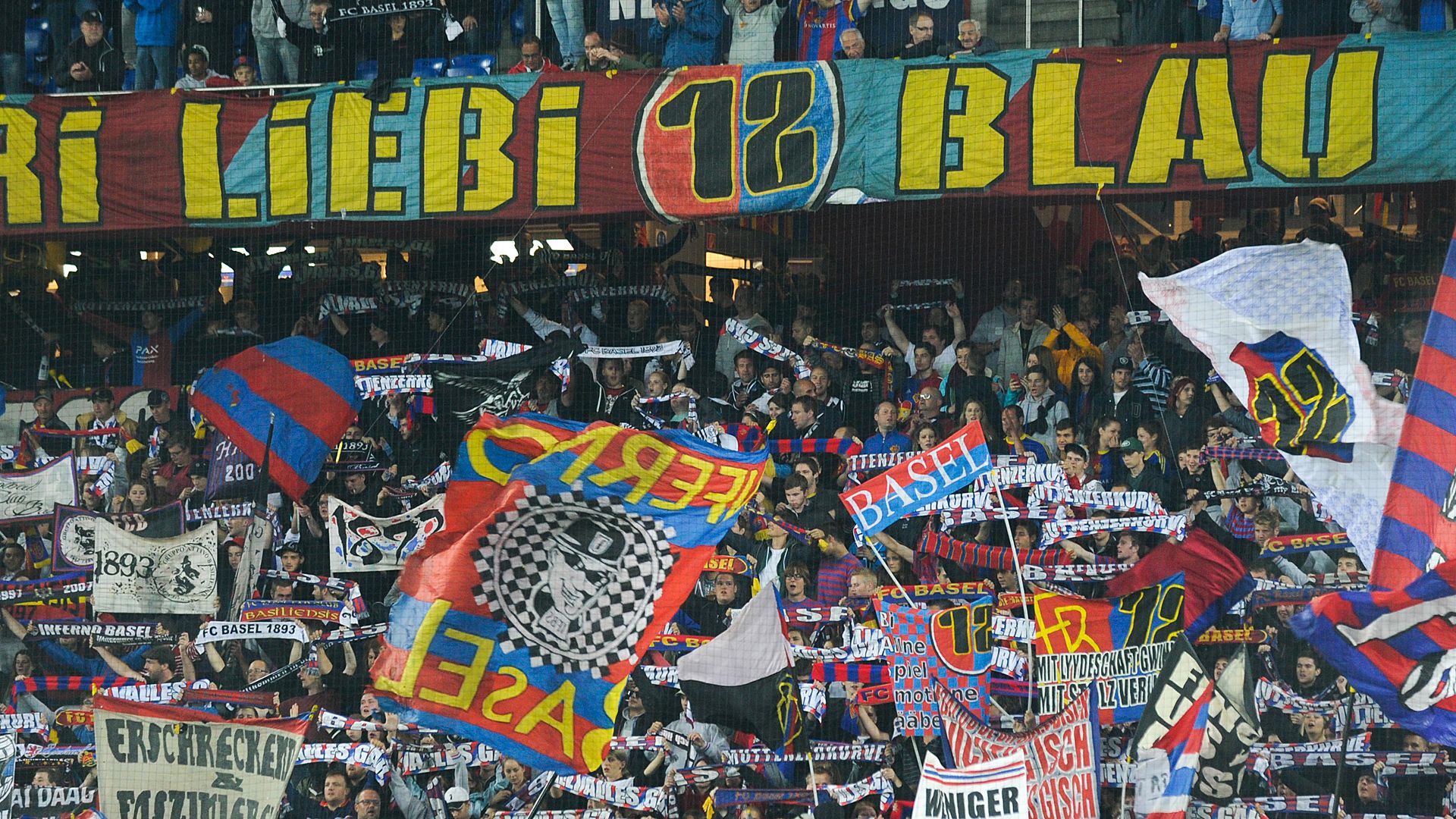 FC Basel Fans 08272013