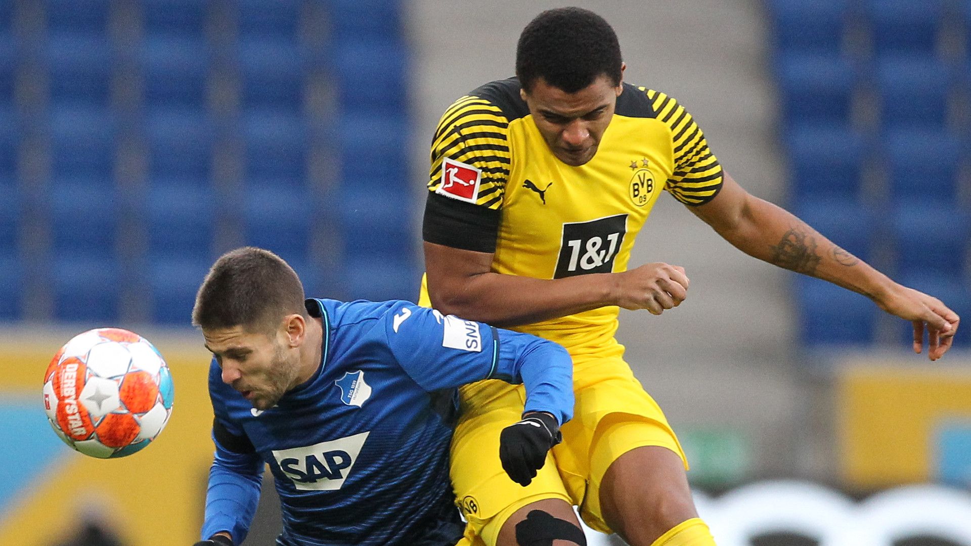 ANDREJ KRAMARIC HOFFENHEIM MANUEL AKANJI BORUSSIA DORTMUND BUNDESLIGA 22012022