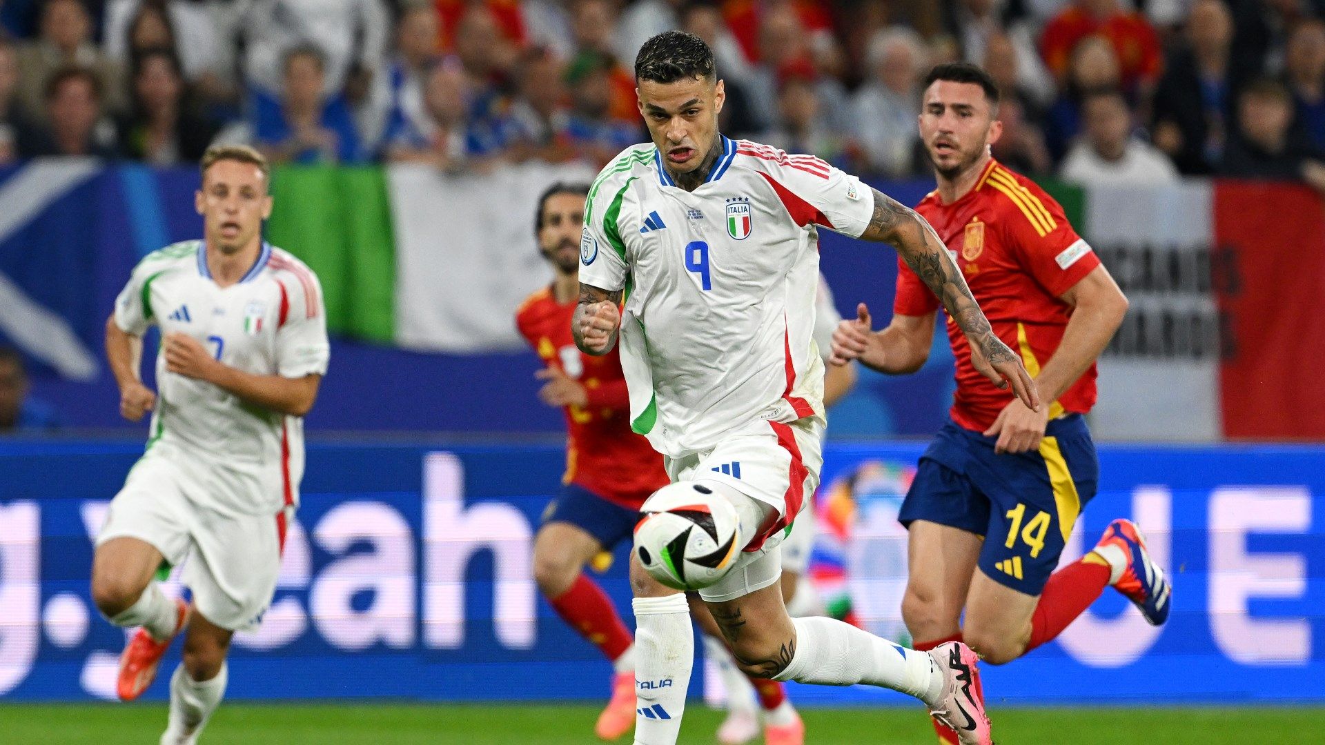 Scamacca Spagna Italia