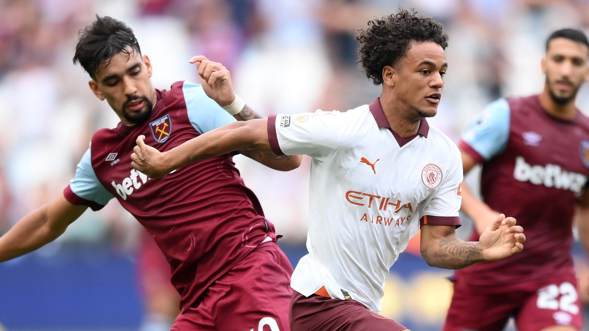 Oscar Bobb Man City 2023-24