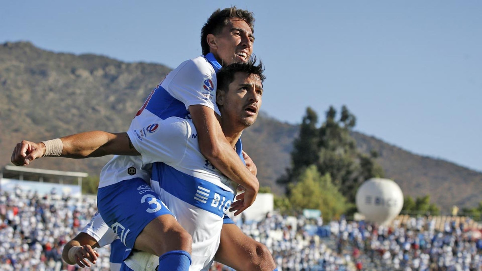 281121 Universidad Católica Huachipato Diego Valencia y Fernando Zampedri