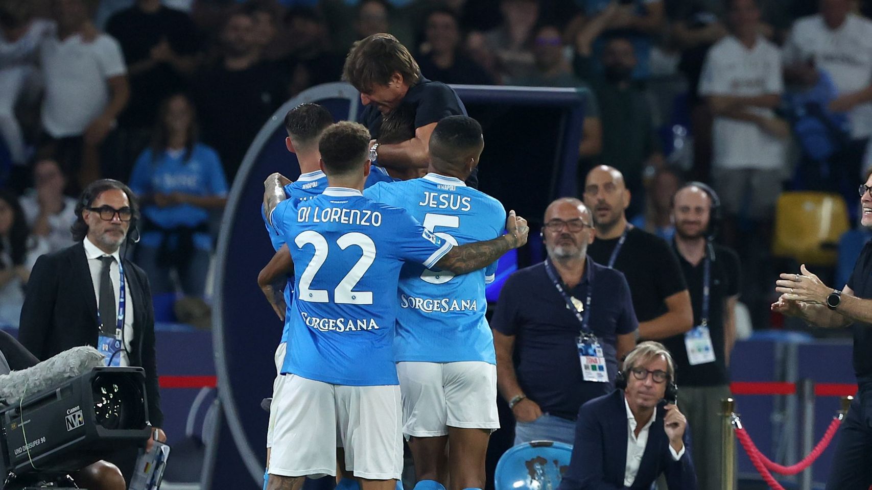 napoli esultanza conte lucca 2025 26 2 1