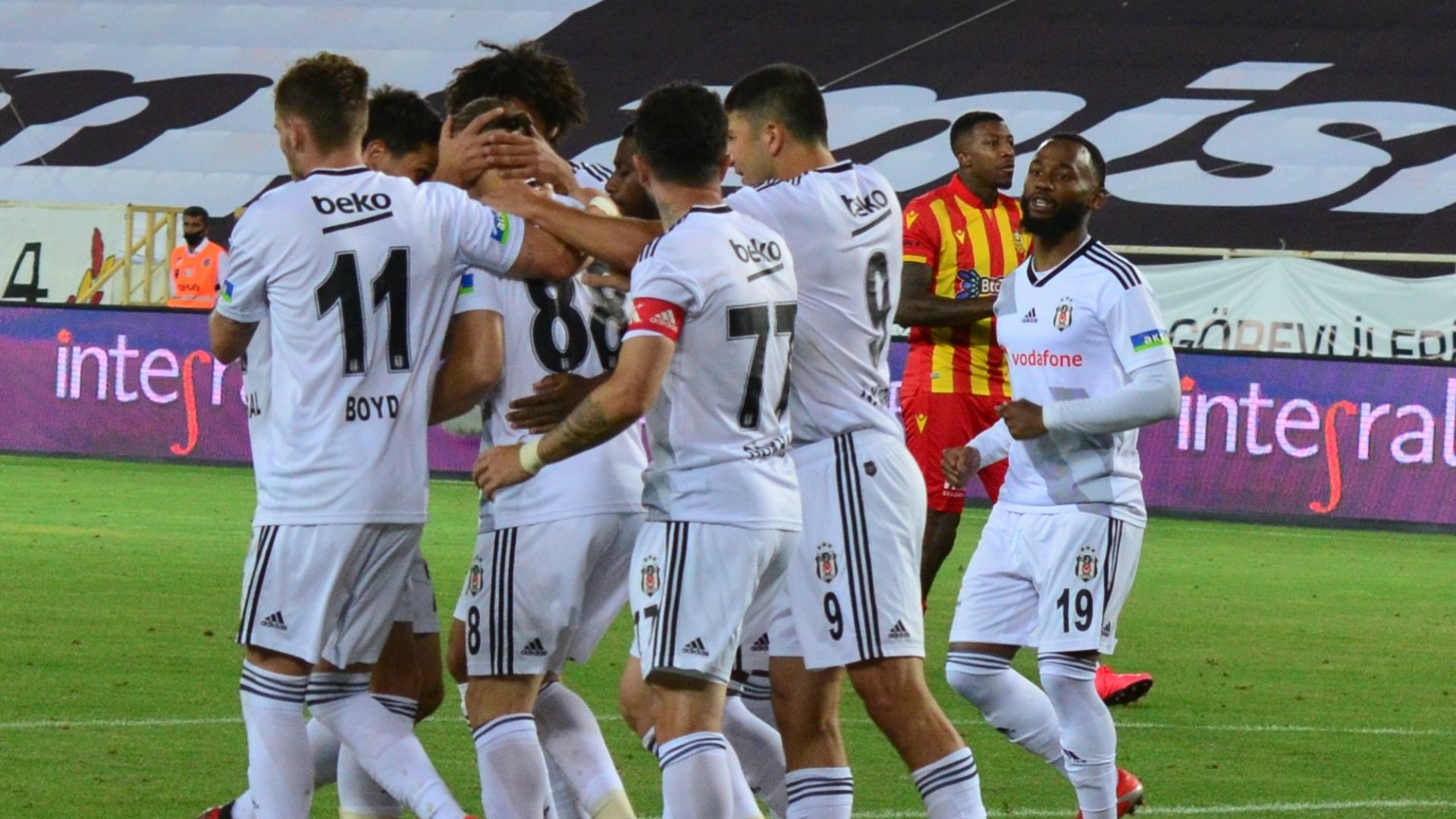 besiktas goal celabration 13072020