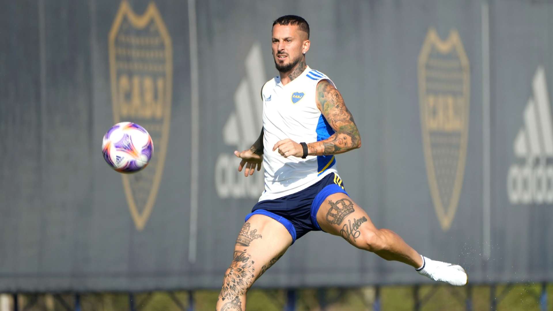 dario benedetto boca entrenamiento 09032023