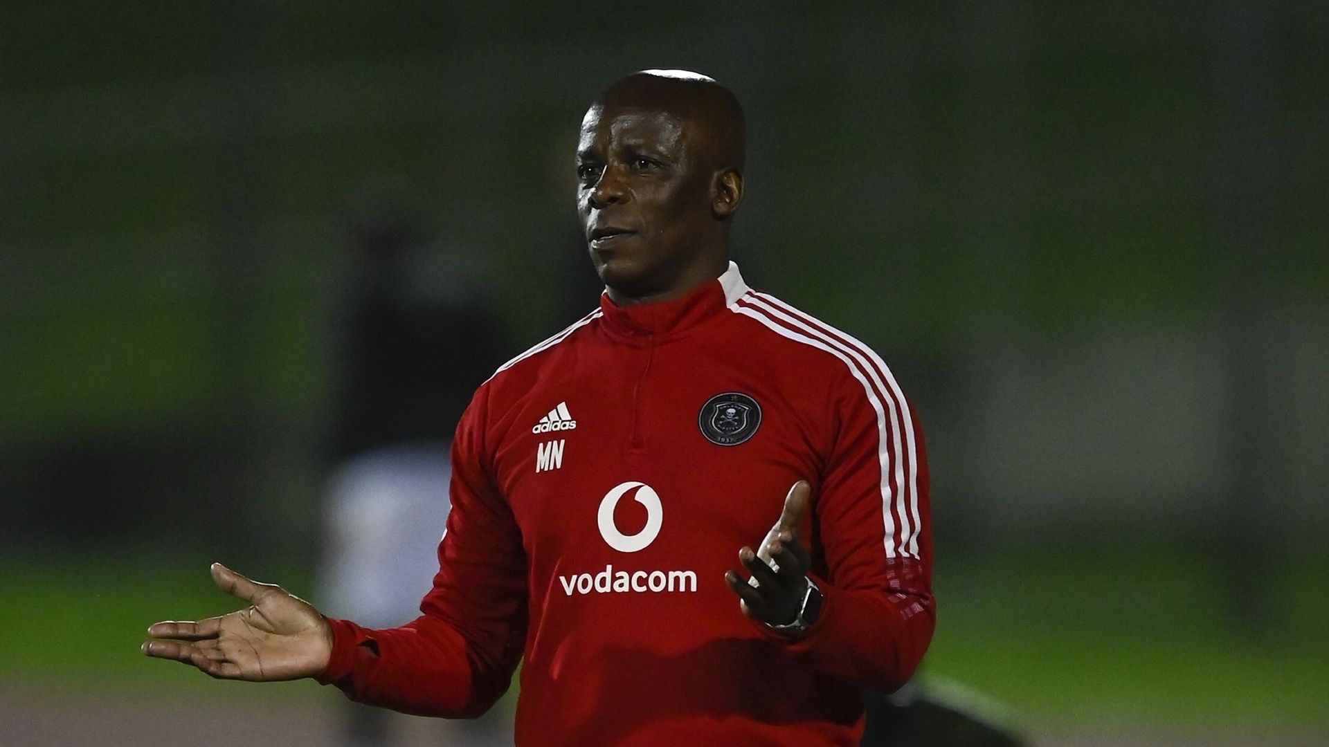 Mandla Ncikazi, Orlando Pirates