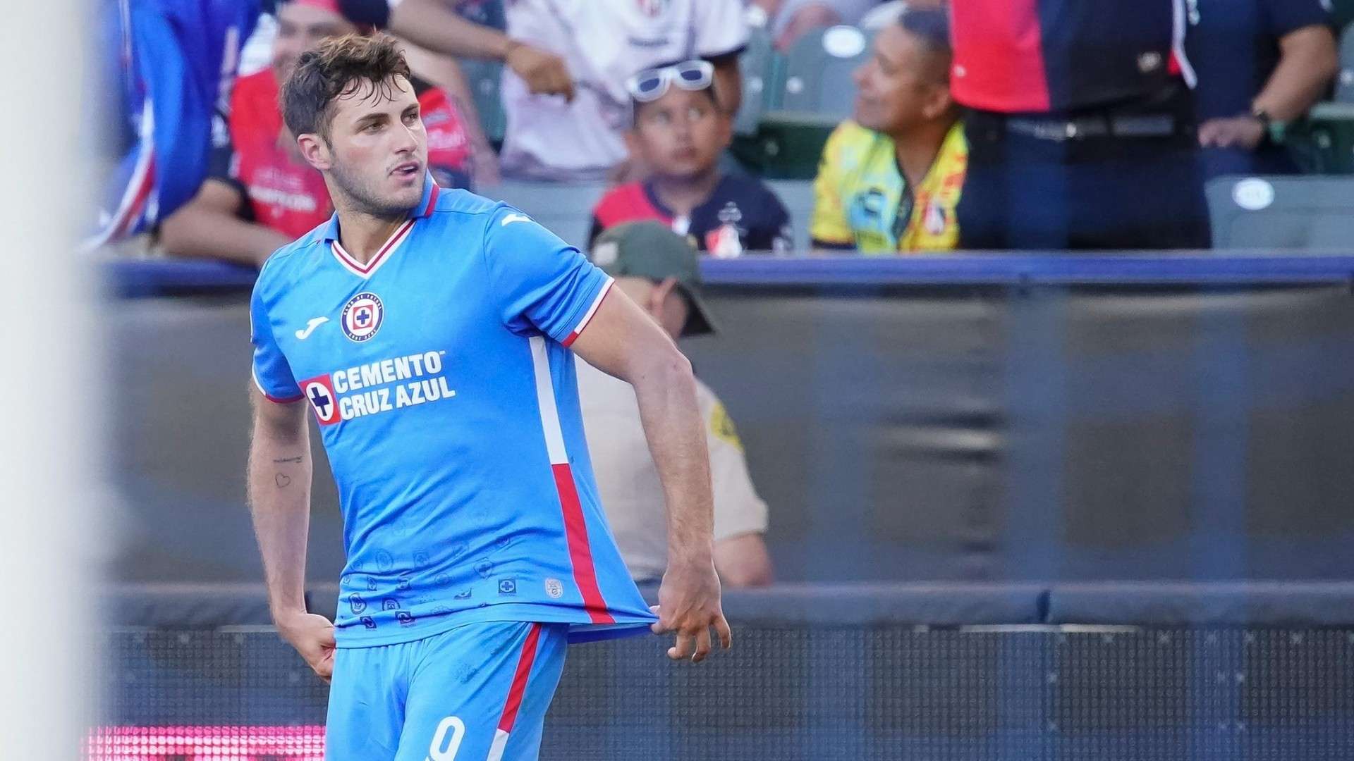 Santiago Giménez Cruz Azul Apertura 2022