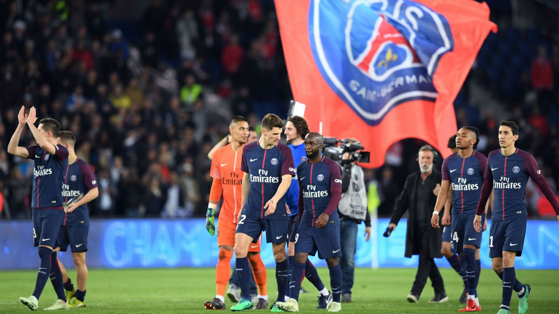 PSG Ligue 1 champions celebration 15042018