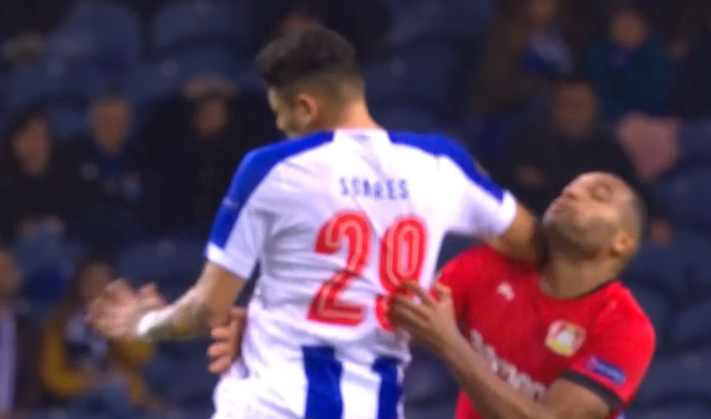 Tiquinho Soares Jonathan Tah Porto Bayer Leverkusen Europa League 2020