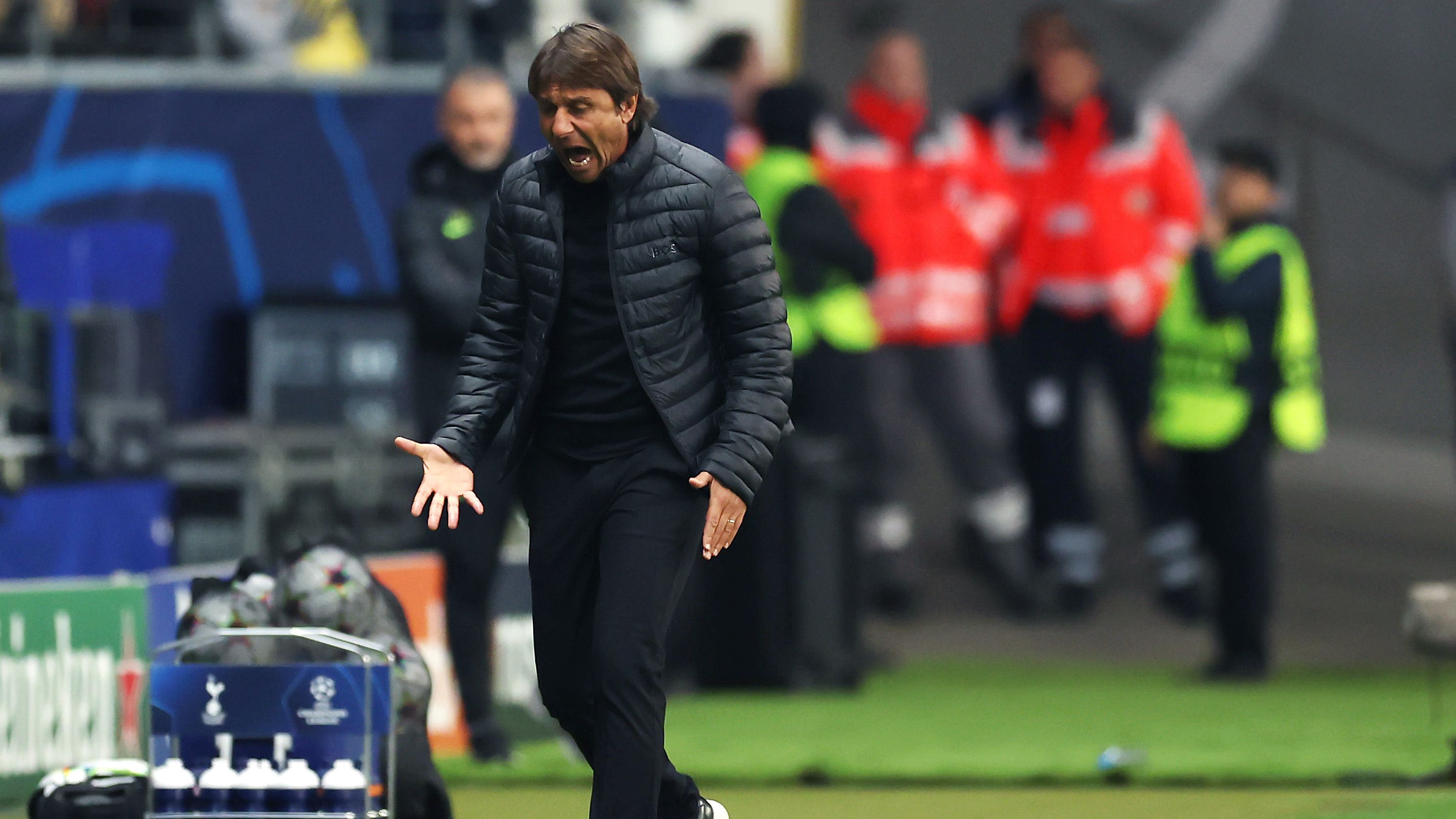 Antonio Conte Tottenham Frankfurt 2022-23