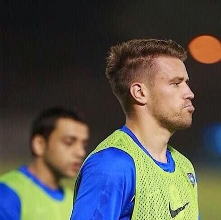 لاعب الهلال ميهاي بينتيلي