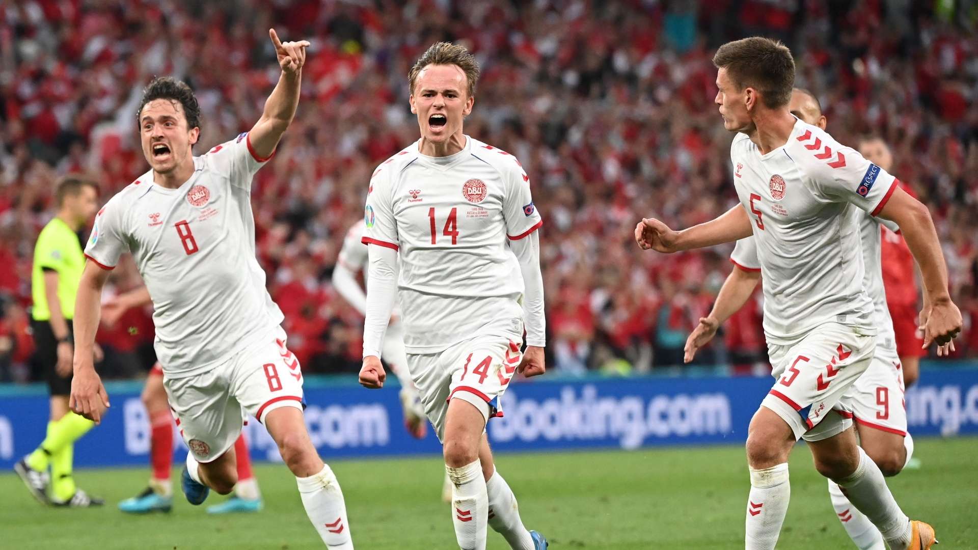 Denmark celebrate goal vs Russia