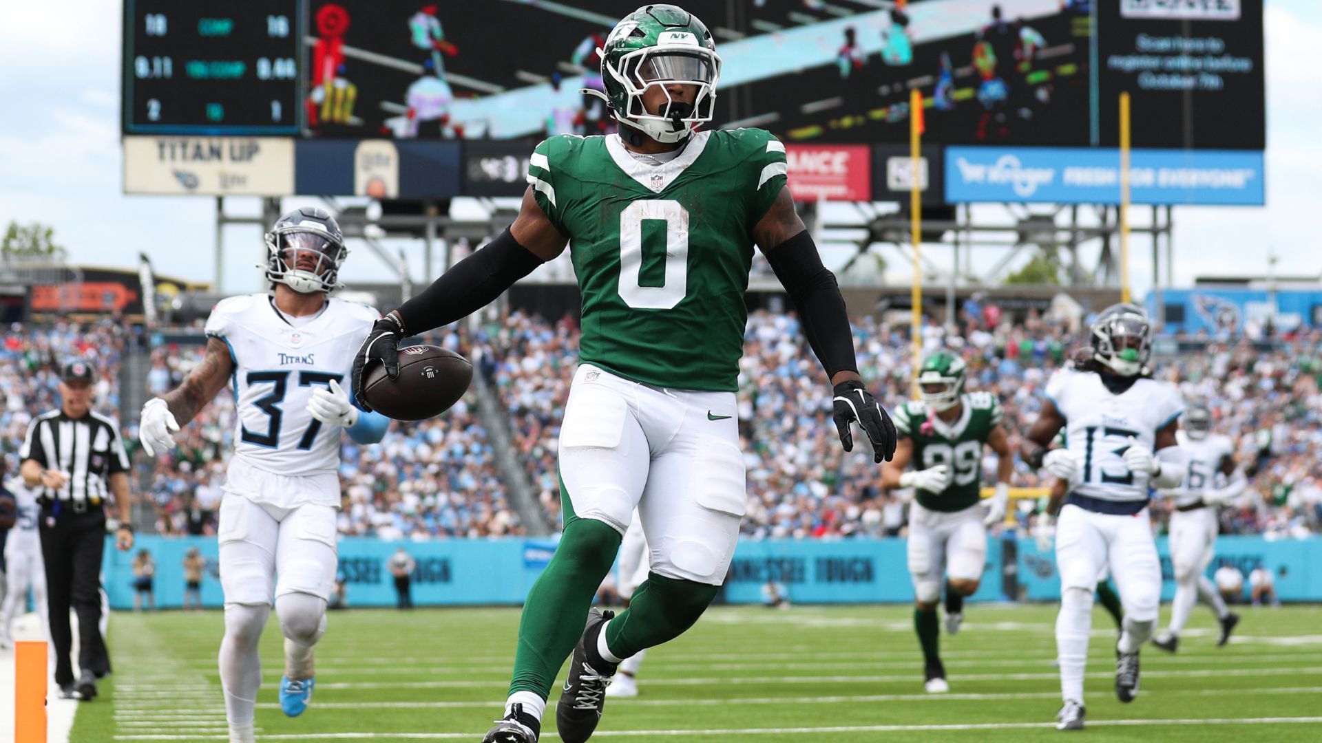 Braelon Allen #0 of the New York Jets