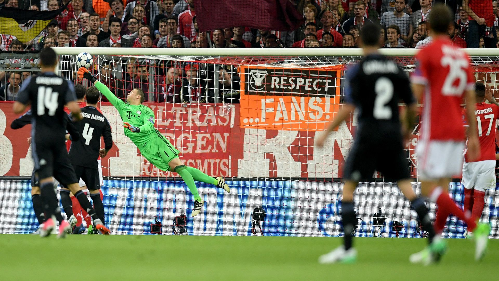 manuel neuer - cropped