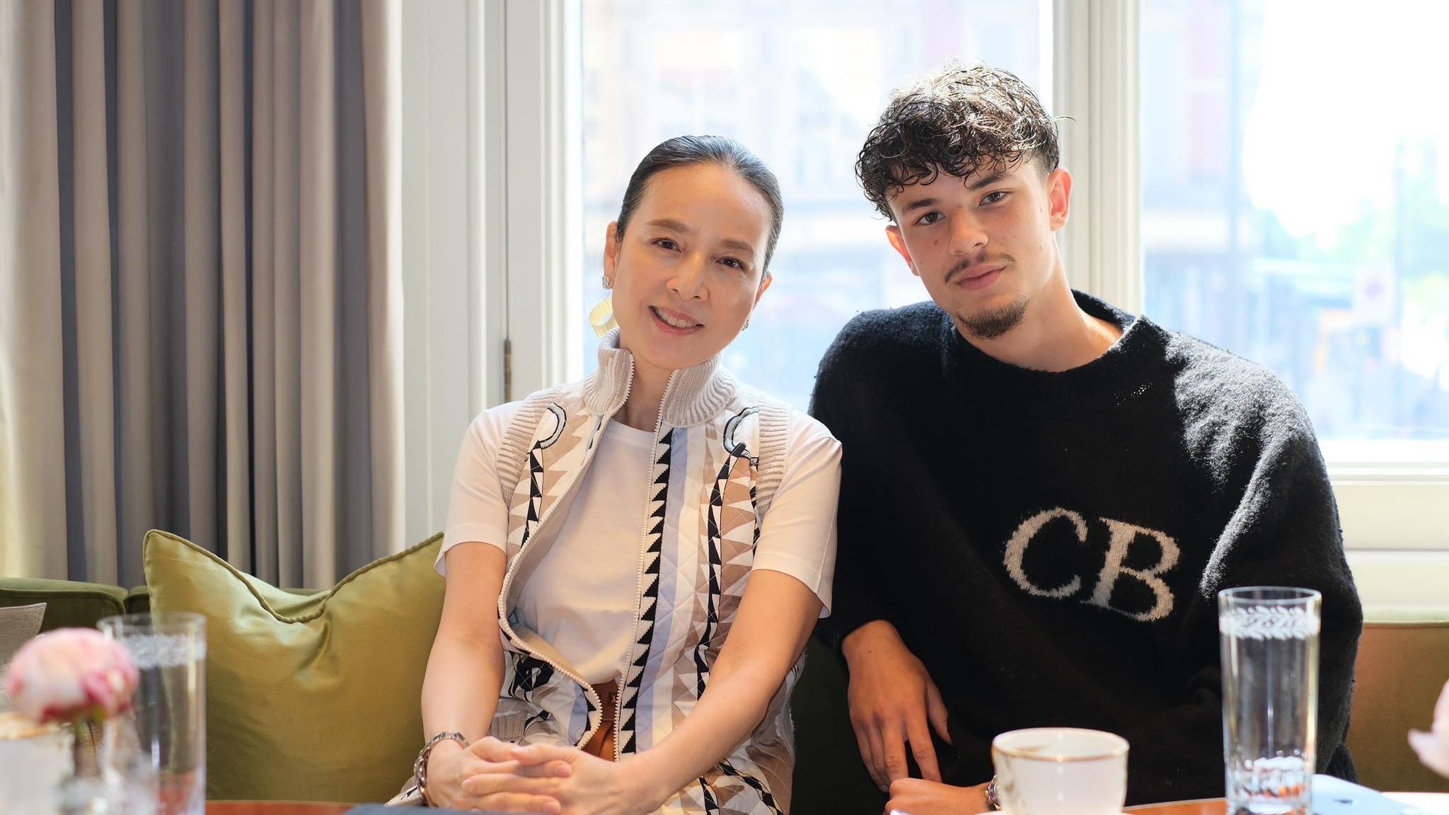 นวลพรรณ ล่ำซำ, จู๊ด ซุ่นทรัพย์-เบลล์